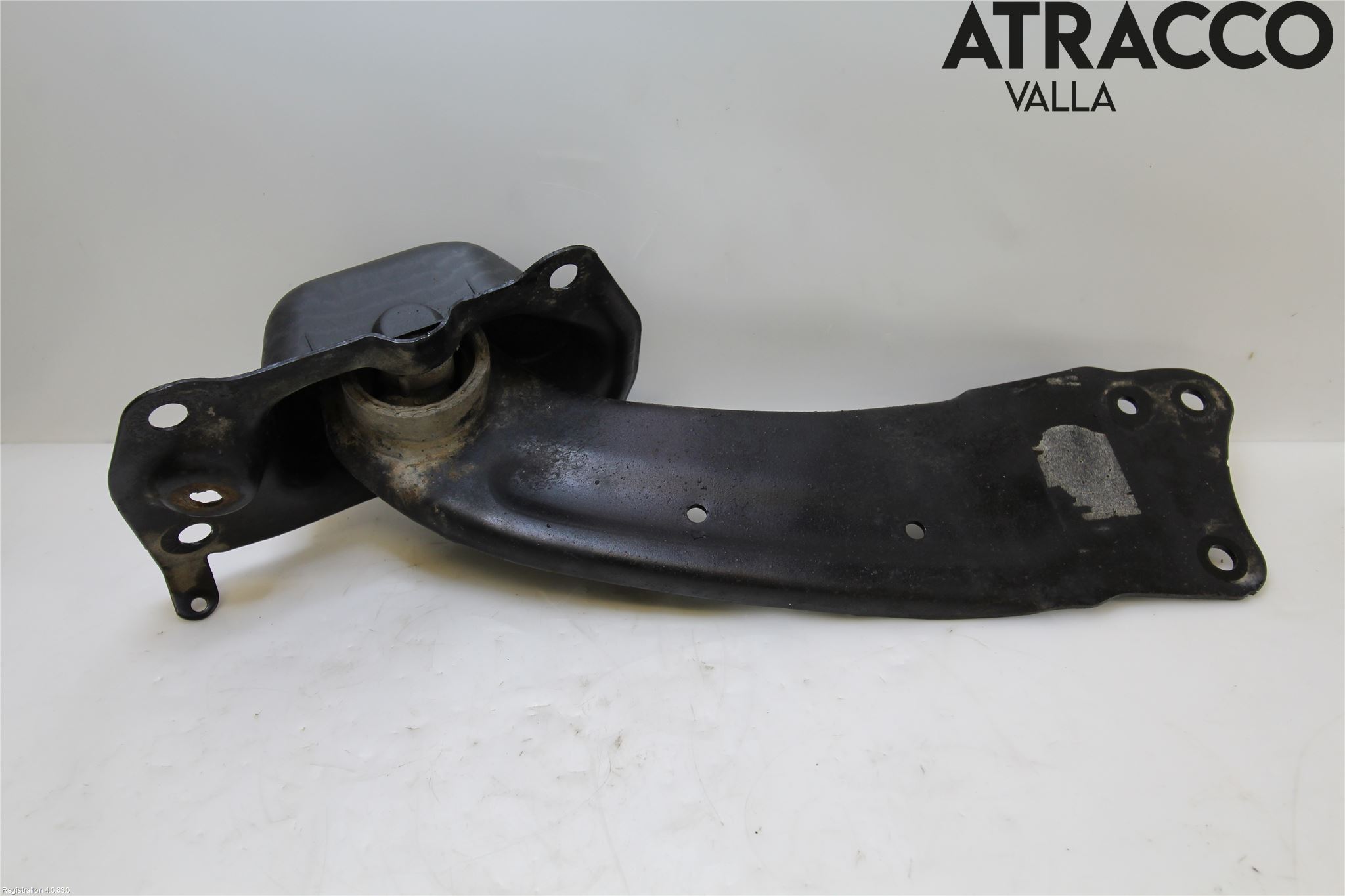 Volkswagen VW PASSAT 11-14 Bärarm Bak Vänster