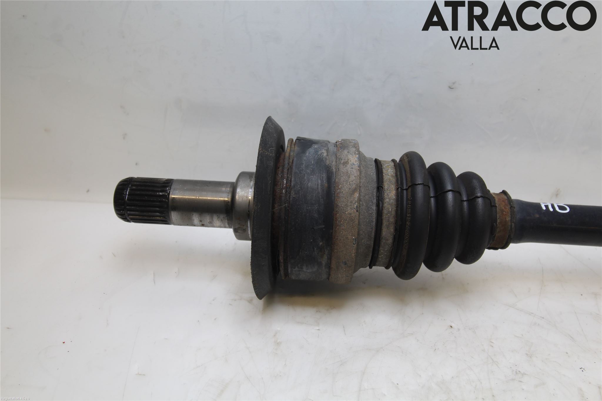BMW 3 F30/F31/F80 12-19 Drivaxel Bak Höger