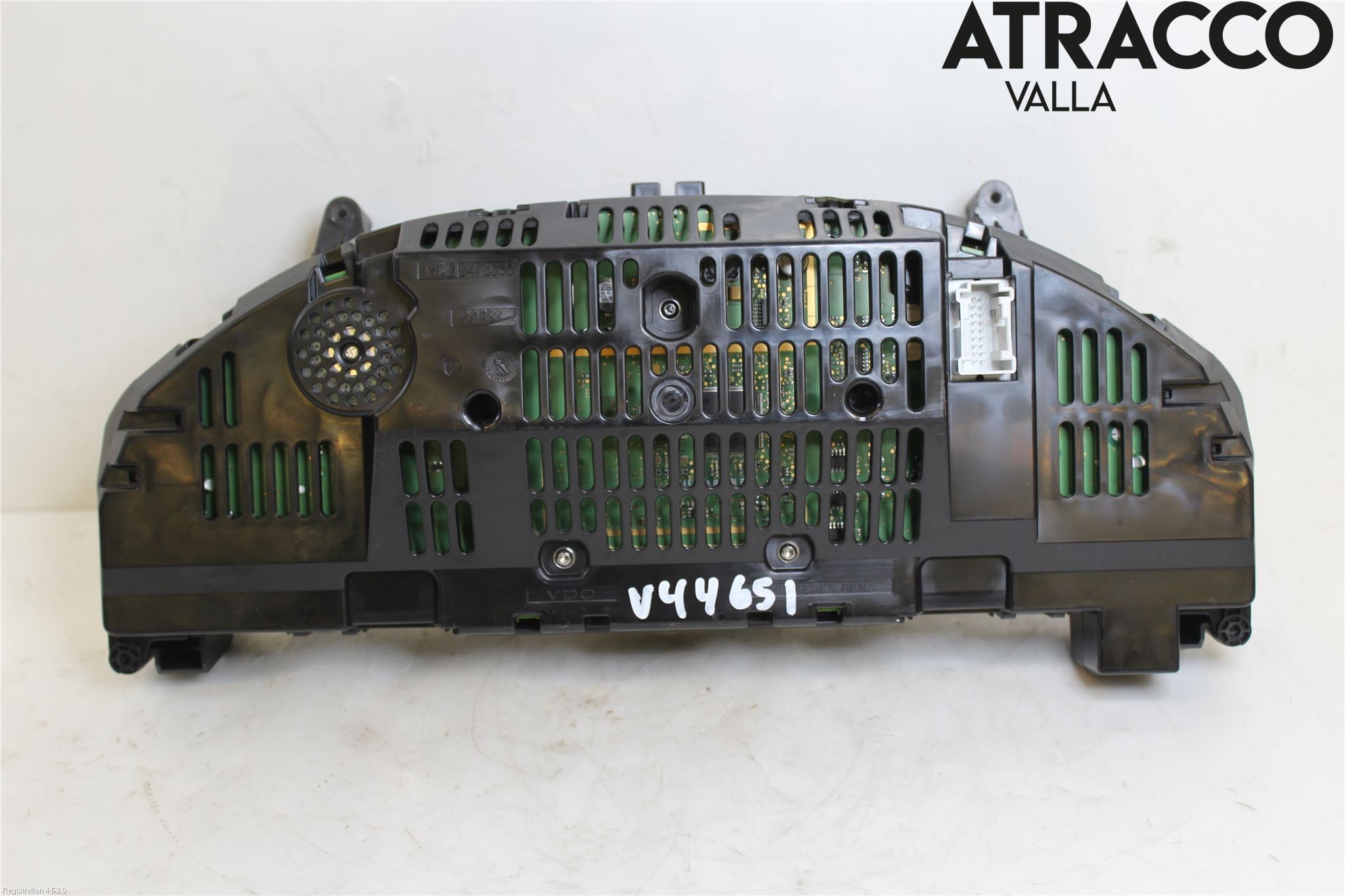Mercedes-Benz MB C-KLASS (W204) 07-15 Instrument Komb