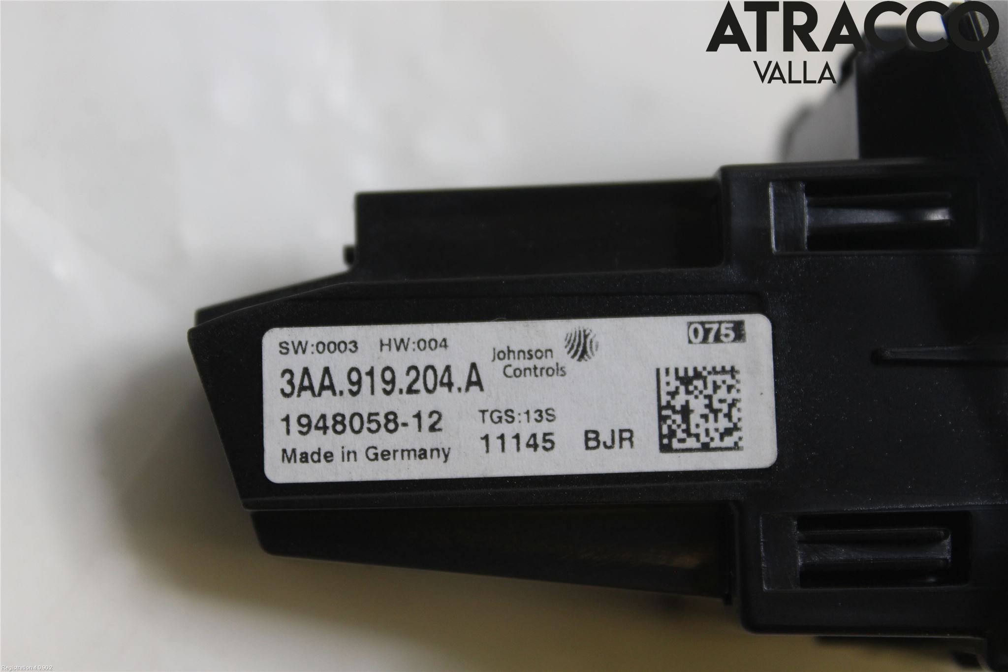 Volkswagen VW PASSAT 11-14 Instrument Klocka