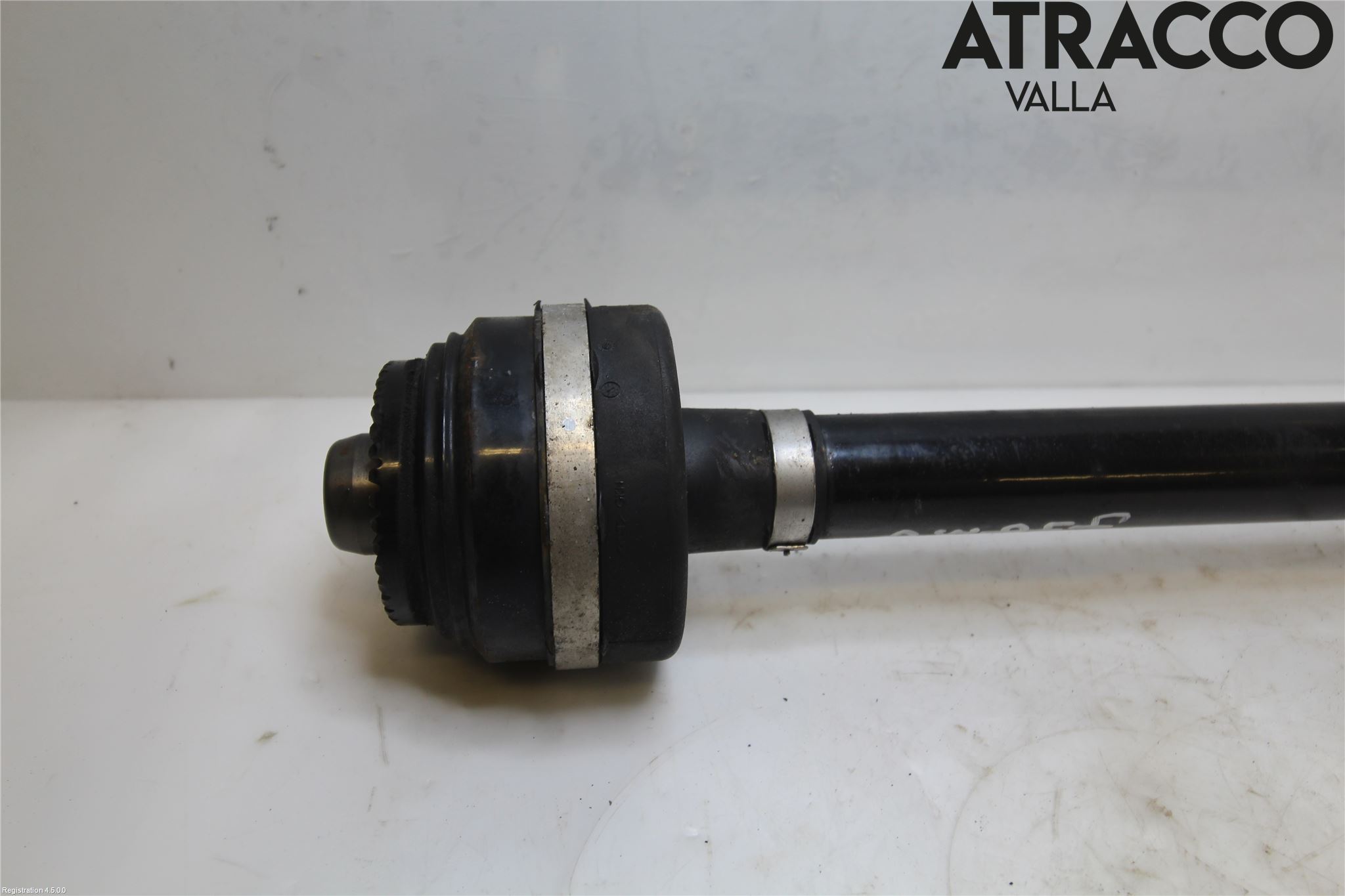 BMW 5 G30/G31/F90 17-23 Drivaxel Bak Höger