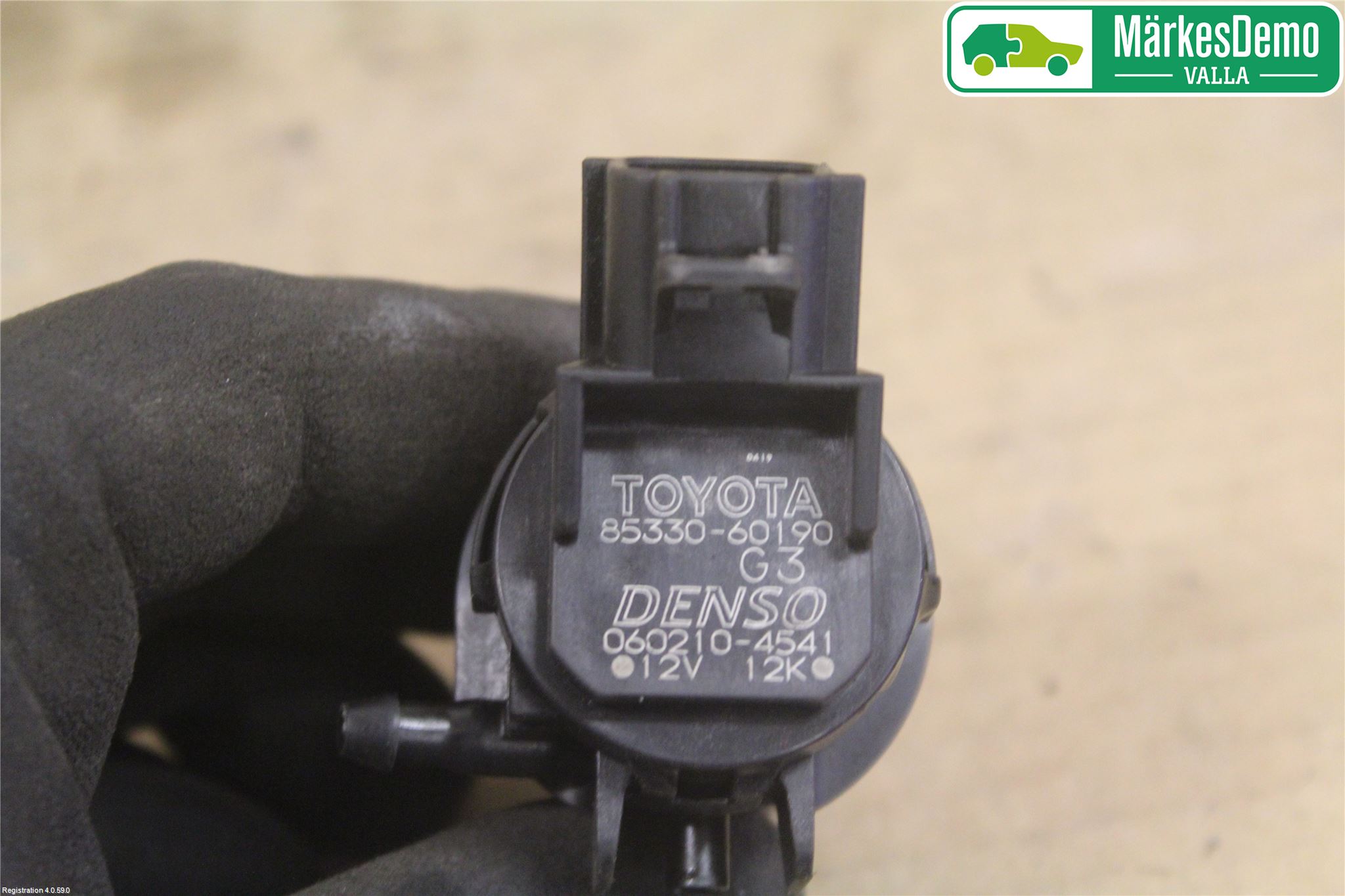 Lexus IS 220d/250/350 06-13 Spolarpump Vindruta