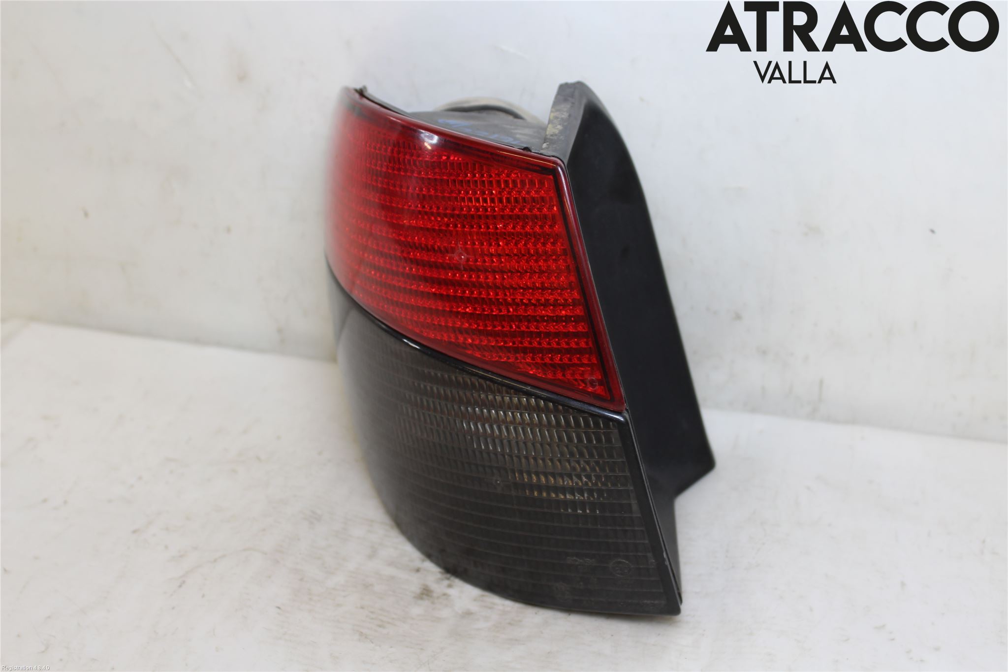 Peugeot 406     99-04 Bakljus Vänster