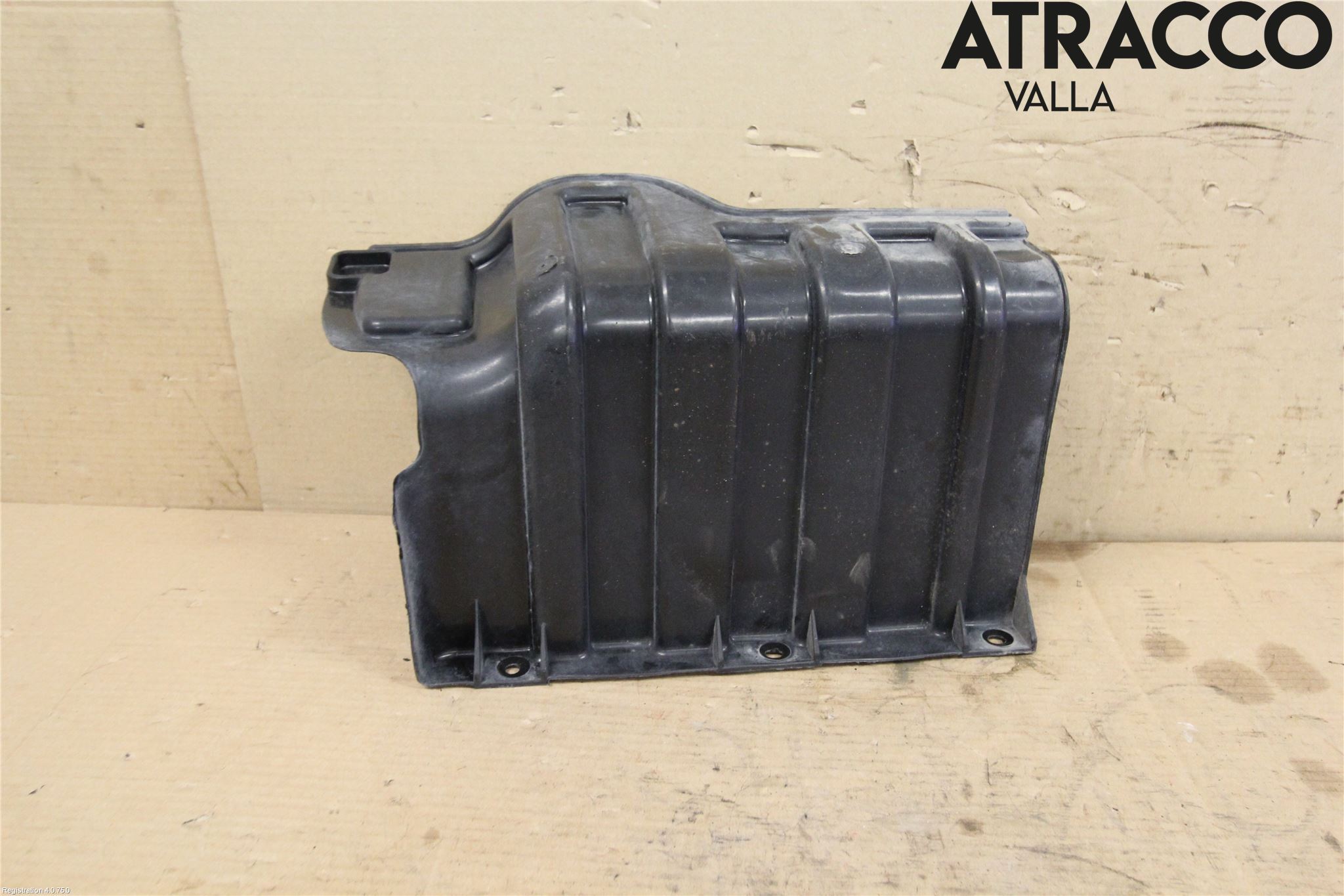 Kia PICANTO 12-17 Hasplåt Plåt-Plast