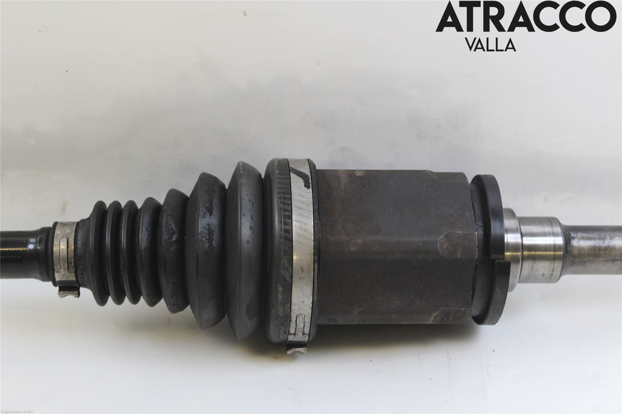 BMW X6 E71/E72   08-14 Drivaxel Fram Höger