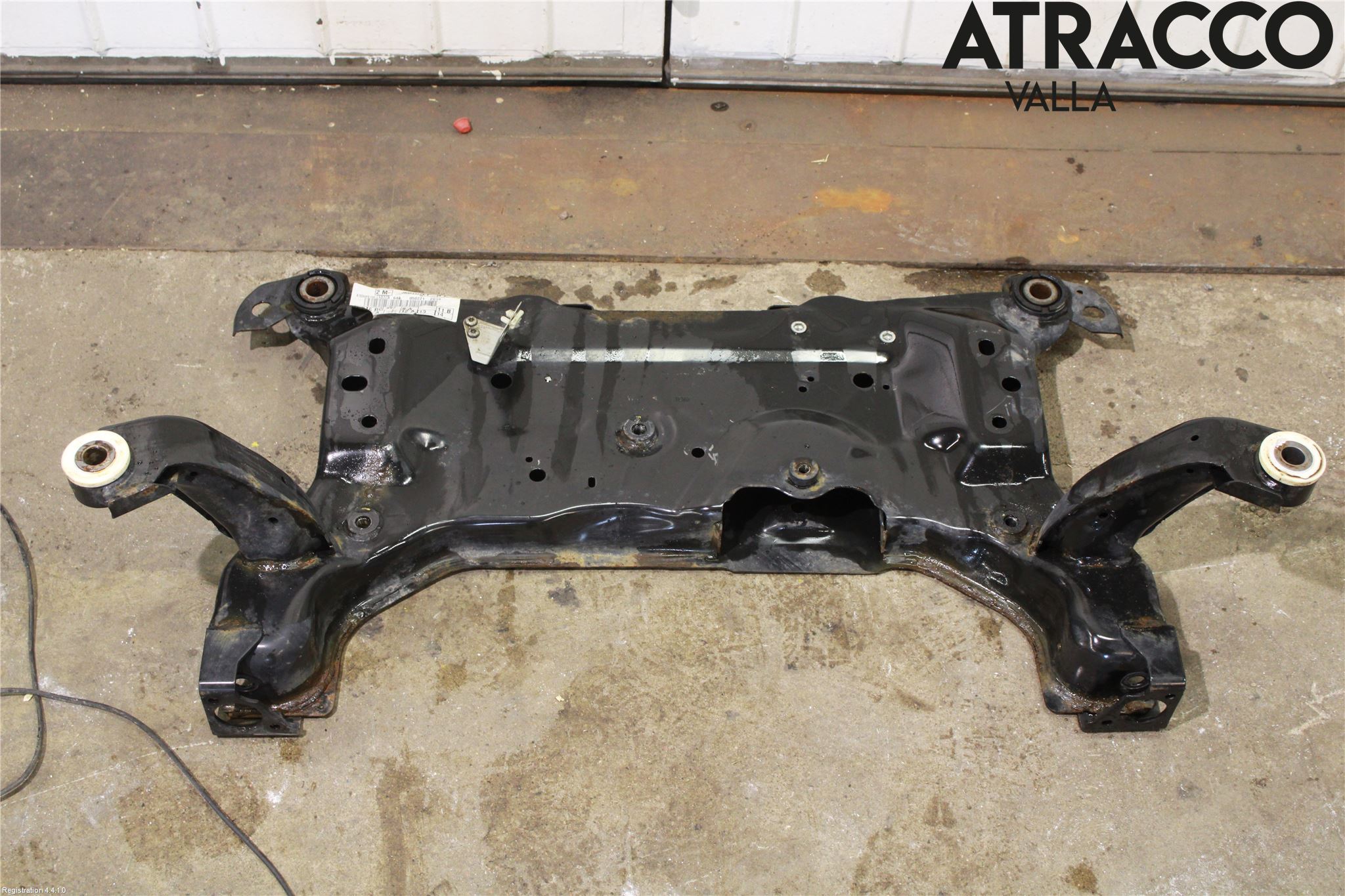 Ford GRAND C-MAX 15-19 Framvagnsbalk