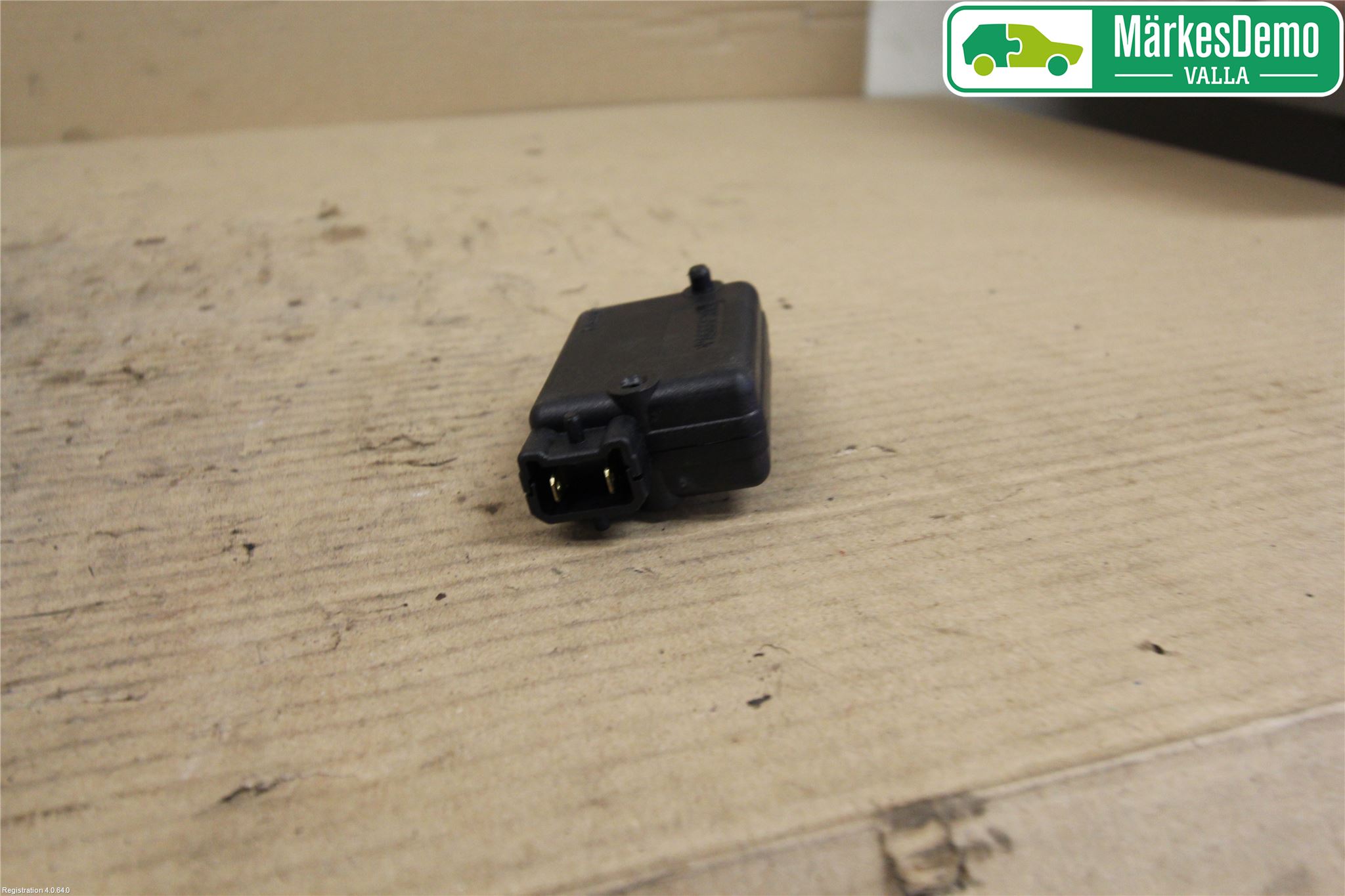 Dacia DUSTER 10-17 Centrallåsmot Baklucka