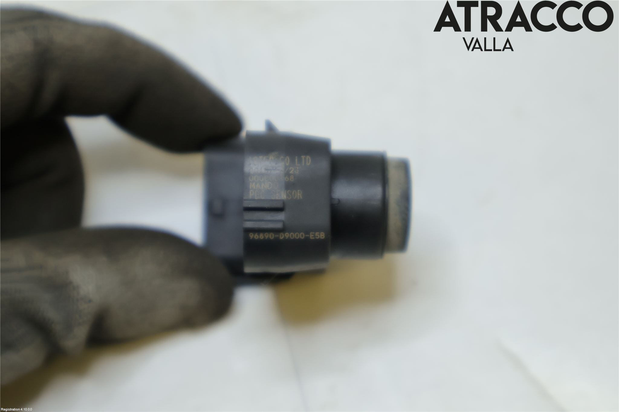 Kia SPORTAGE (QL) 16-21 Parkeringshjälp Frontsensor