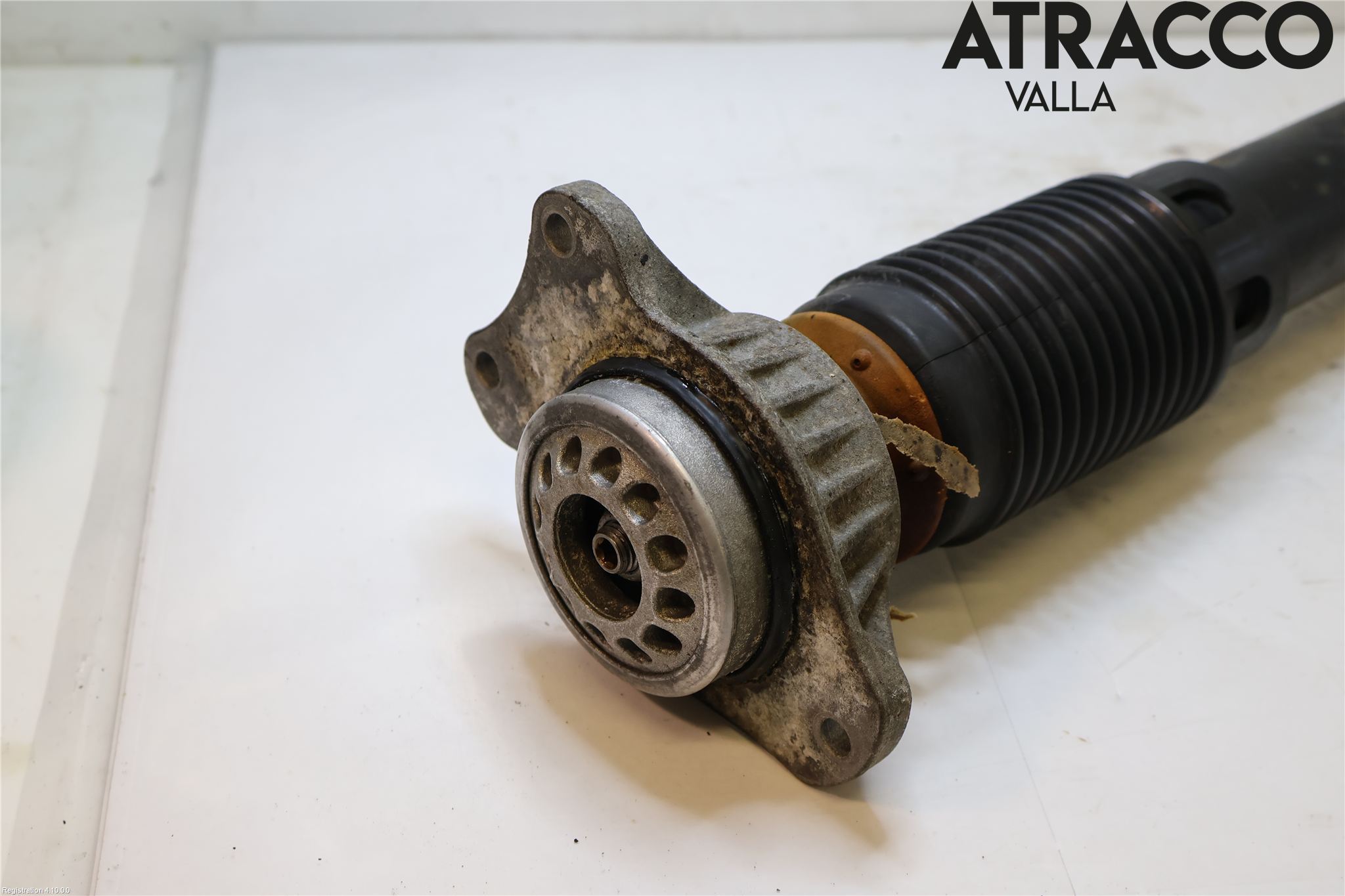 BMW 5 F10/F11/F18 09-17 Stötdämpare Bak