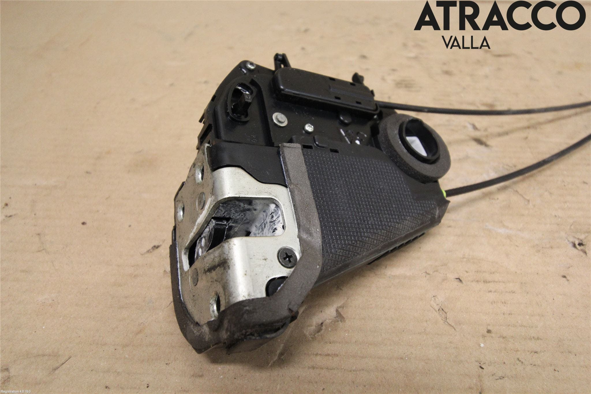 Toyota YARIS XP90 06-11 Låskista-Dörrlås