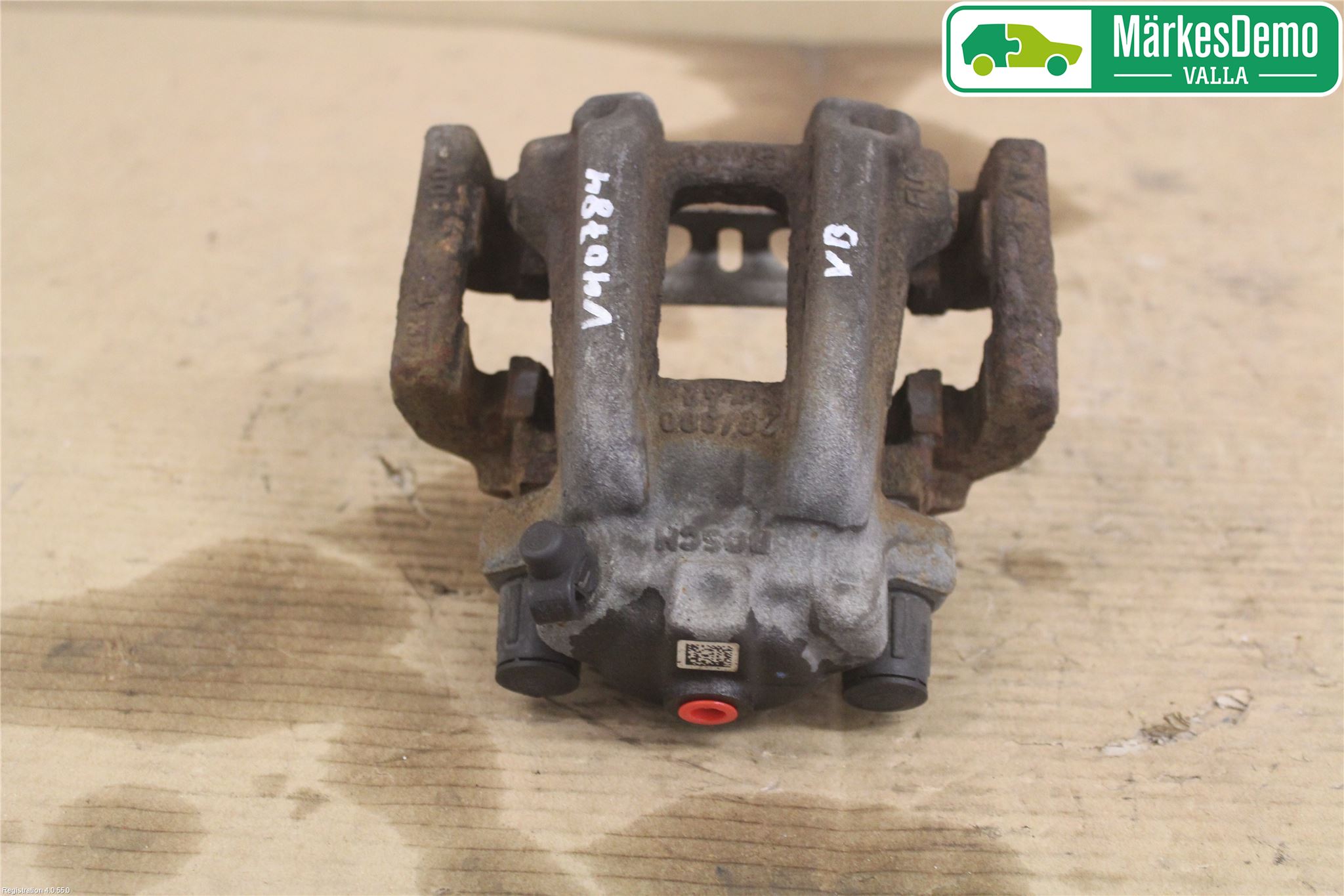 BMW 3 F30/F31/F80 12-19 Bromsok Bak Vänster