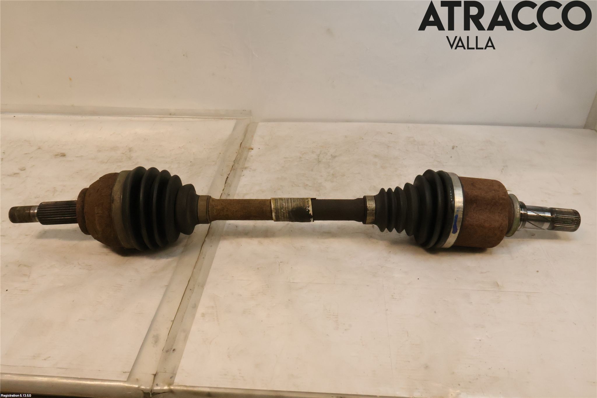 Renault TRAFIC/E-TECH 15- Drivaxel Fram Vänster