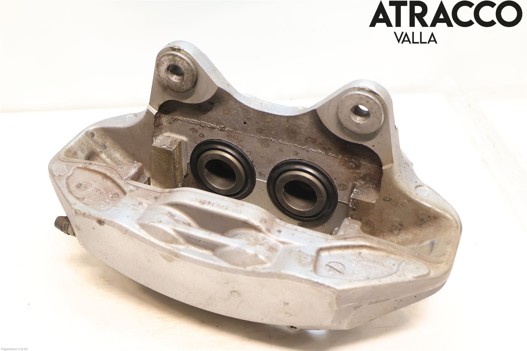 Tesla MODEL Y 21- Bromsok Fram Höger