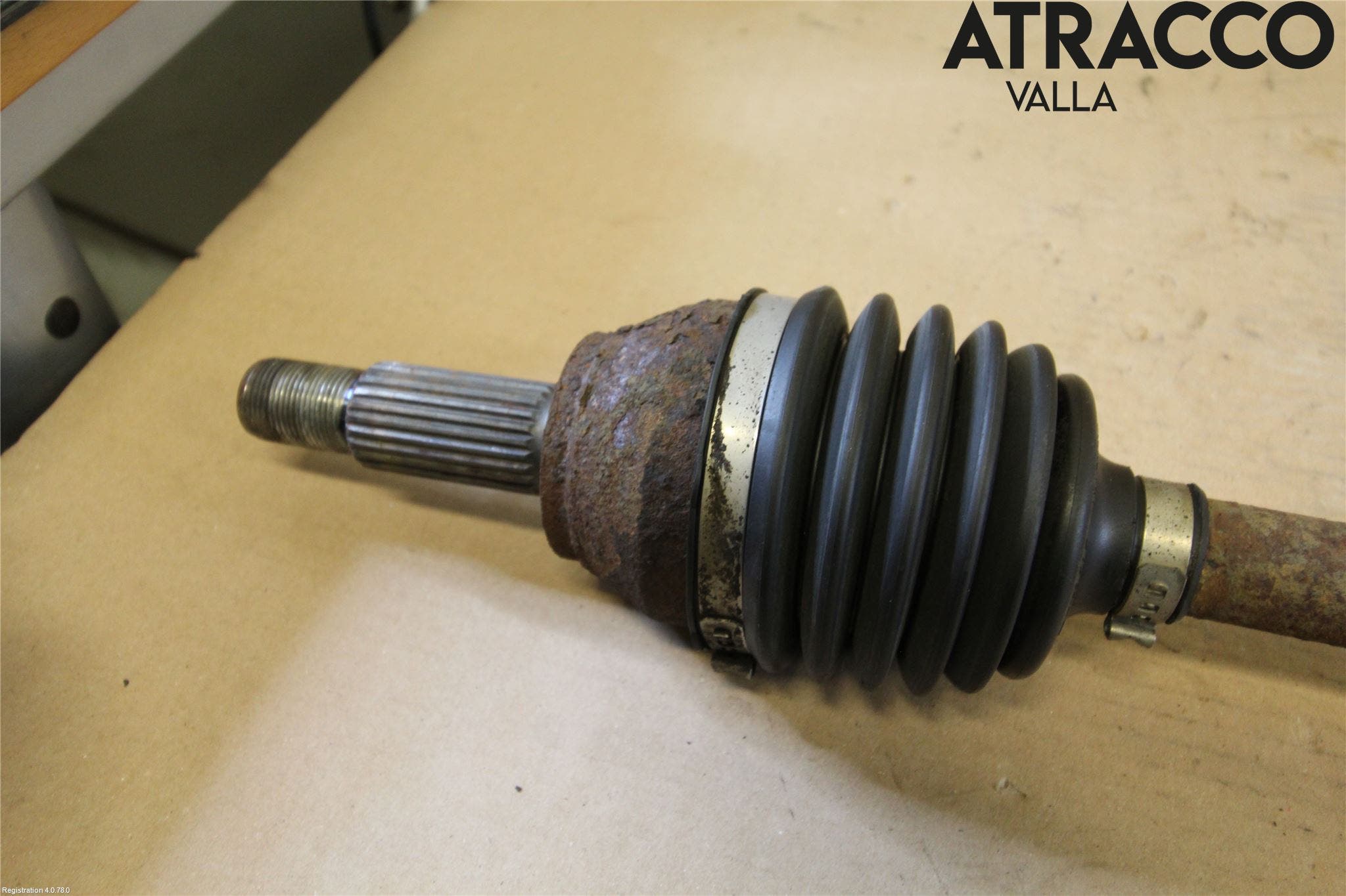 Ford FIESTA 09-12 Drivaxel Fram Höger
