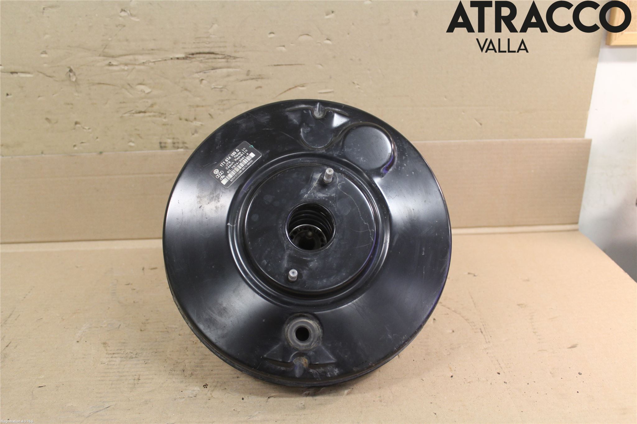 Volkswagen VW CADDY      04-10 Bromsservo