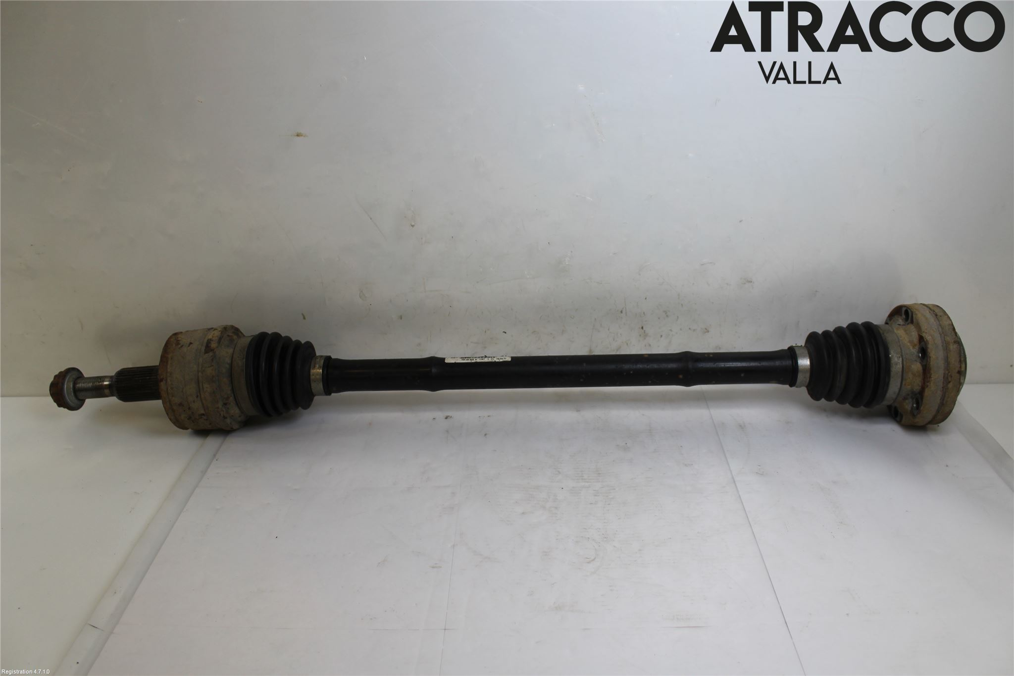 Volkswagen VW TRANSP/CARAVELLE (T6) 16-22 Drivaxel Bak Höger