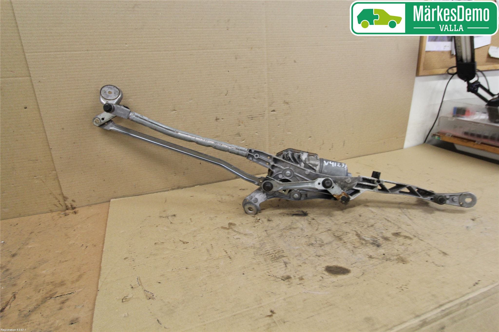 Mercedes-Benz MB E-KLASS (W212) 09-16 Torkarmekanism Vindruta