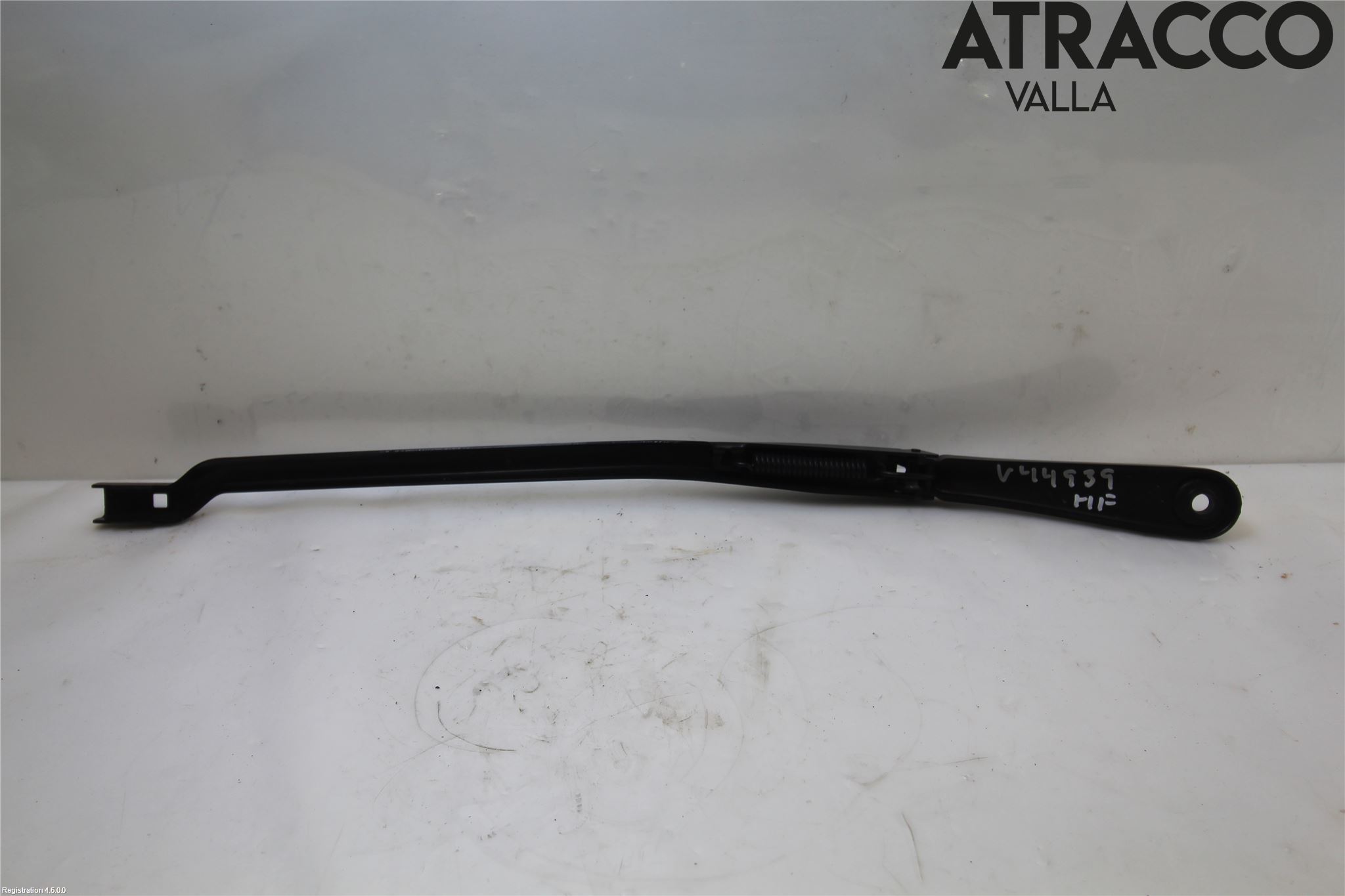 BMW 5 G30/G31/F90 17-23 Torkararm Armar Vindruta