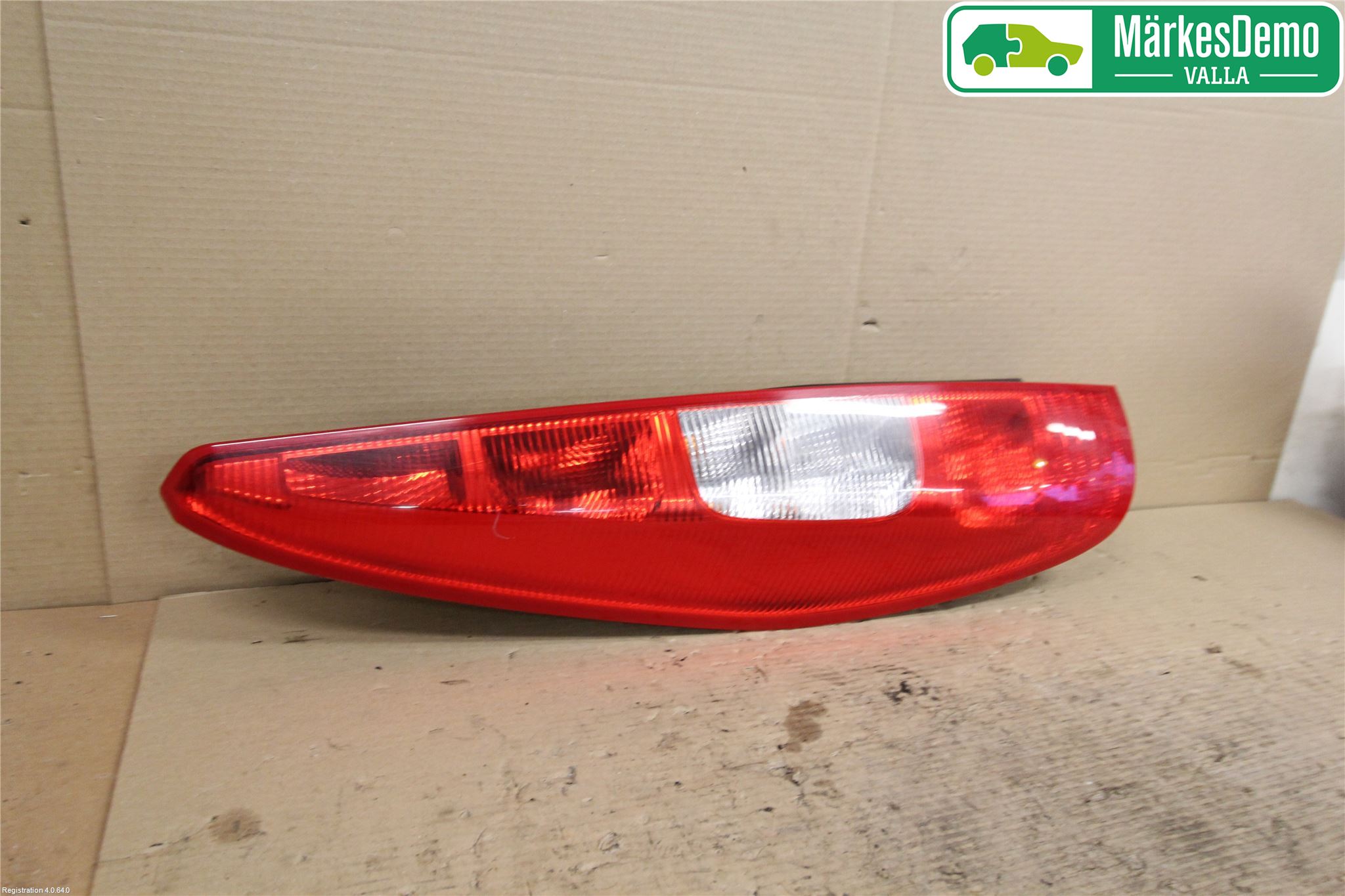 Mitsubishi COLT   04-08 Bakljus Vänster