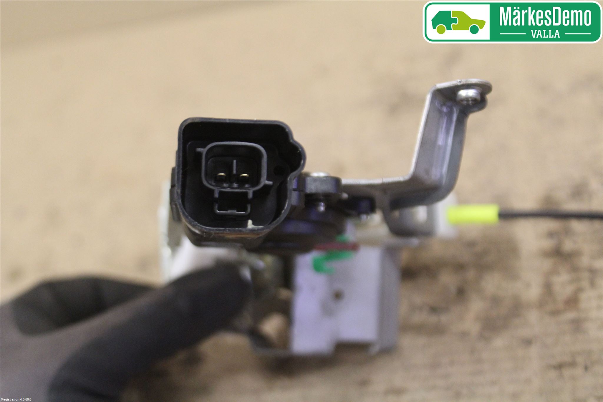 Toyota AYGO 06-14 Låskista-Dörrlås