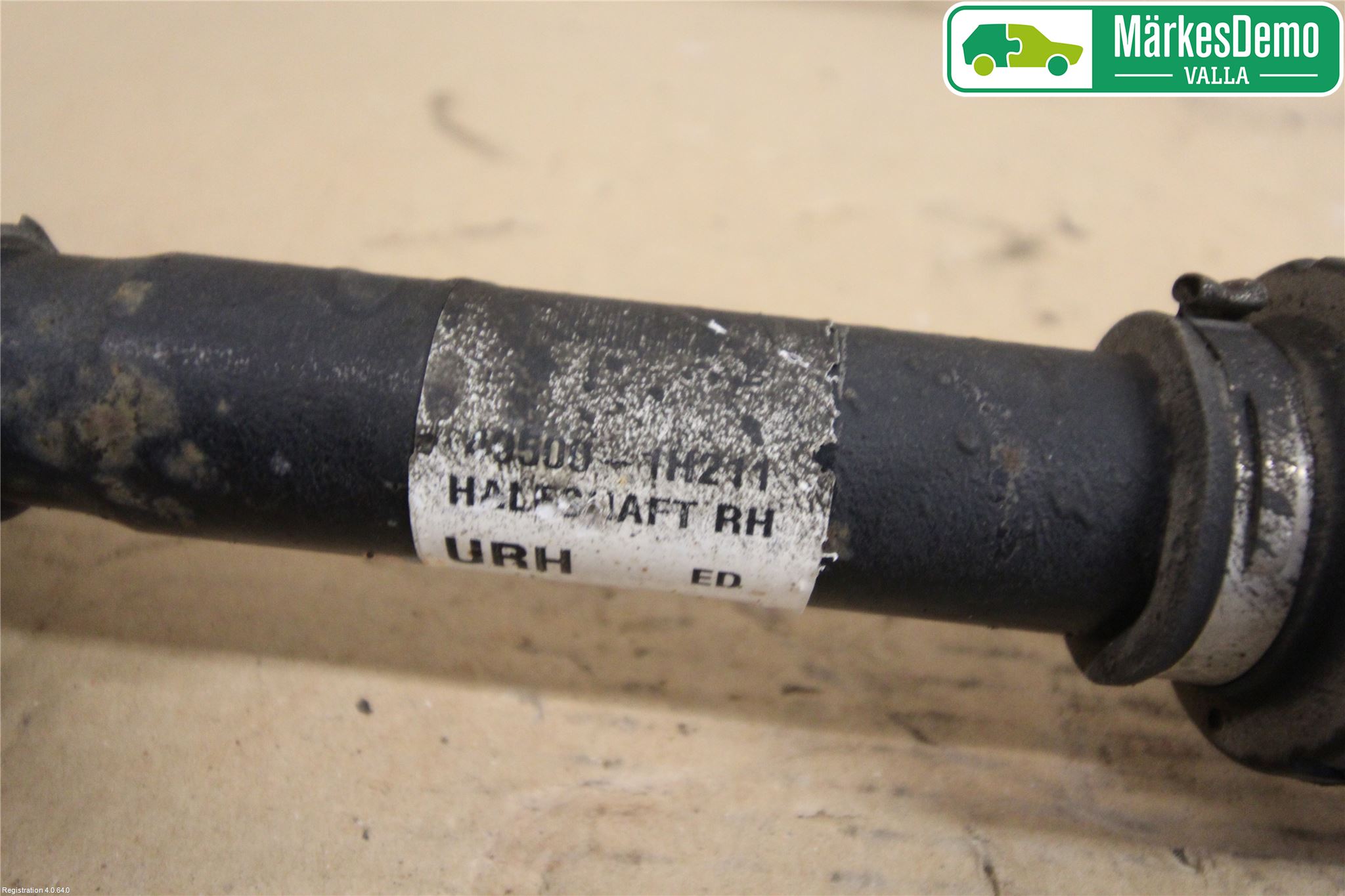 Kia CEED 06-12 Drivaxel Fram Höger