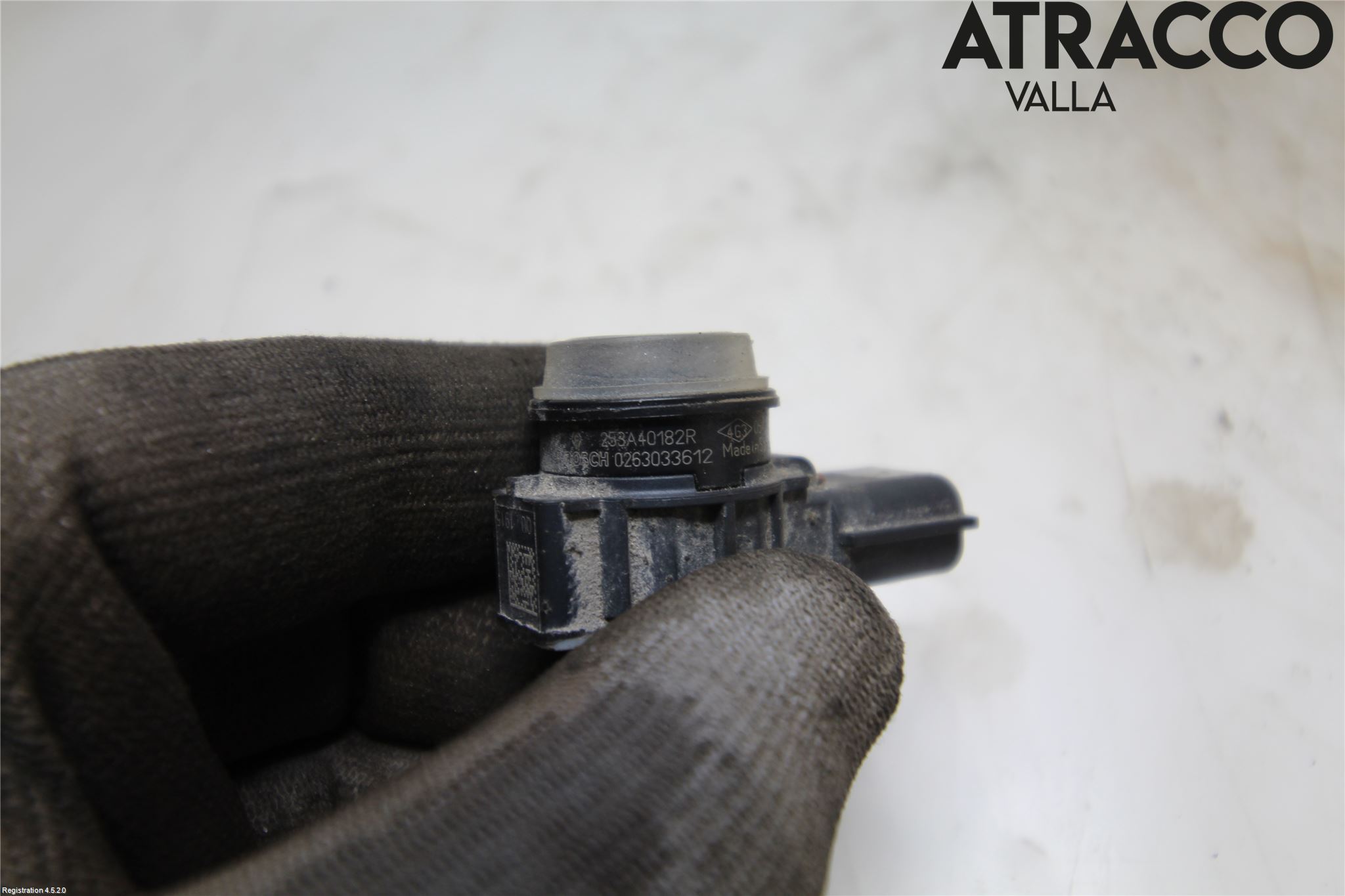 Renault CLIO IV 16-19 Parkeringshjälp Backsensor