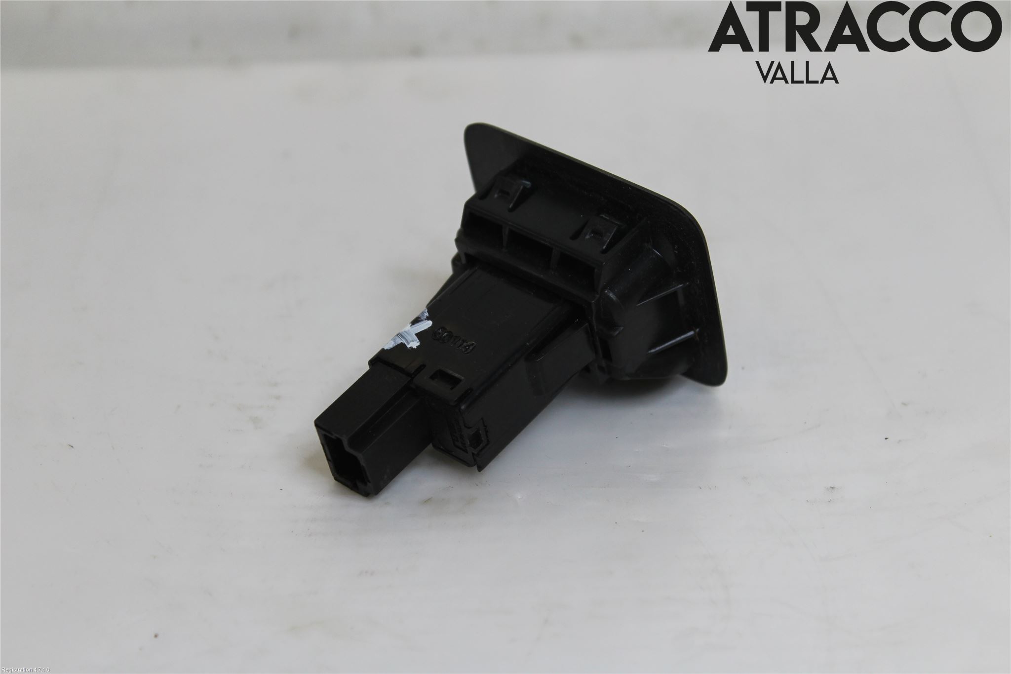 Mazda CX-5 17- Strömställare Baklucka