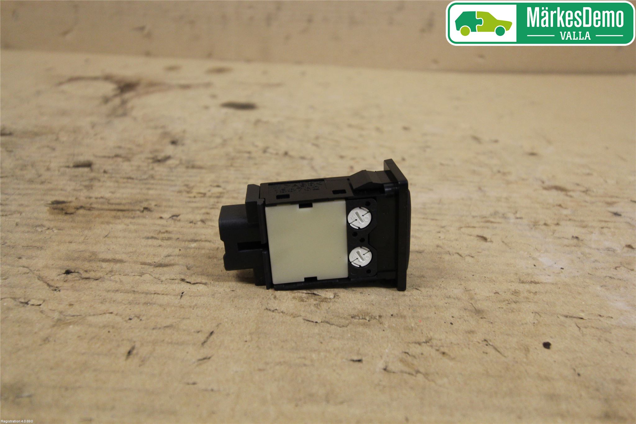 Toyota AVENSIS 07-08 Strömställare Elruta