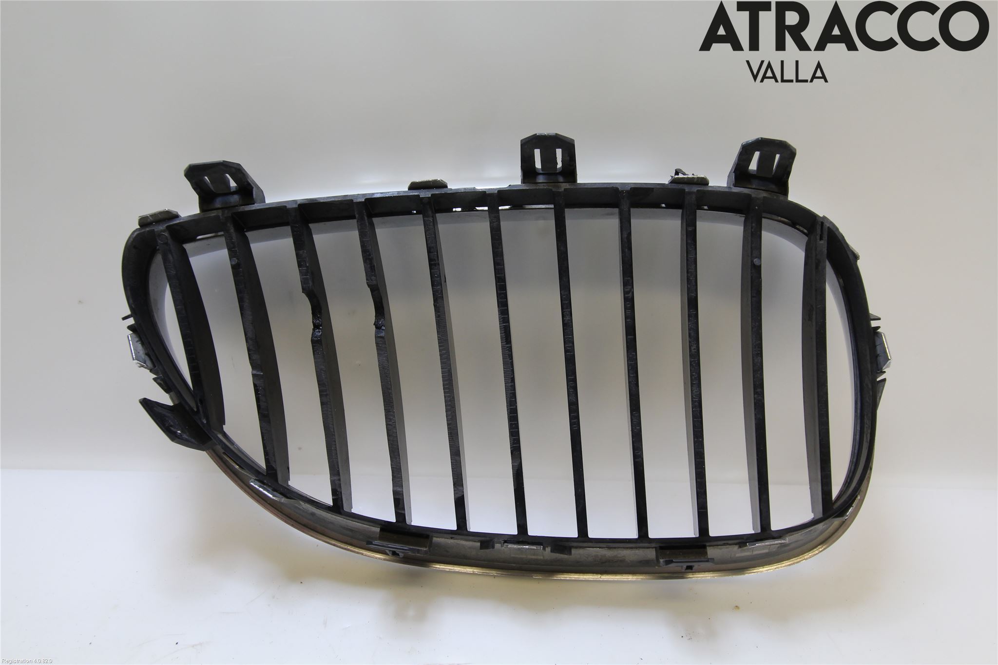 BMW 5 E60/61 Sed/Tou 02-10 Grilldel Vänster