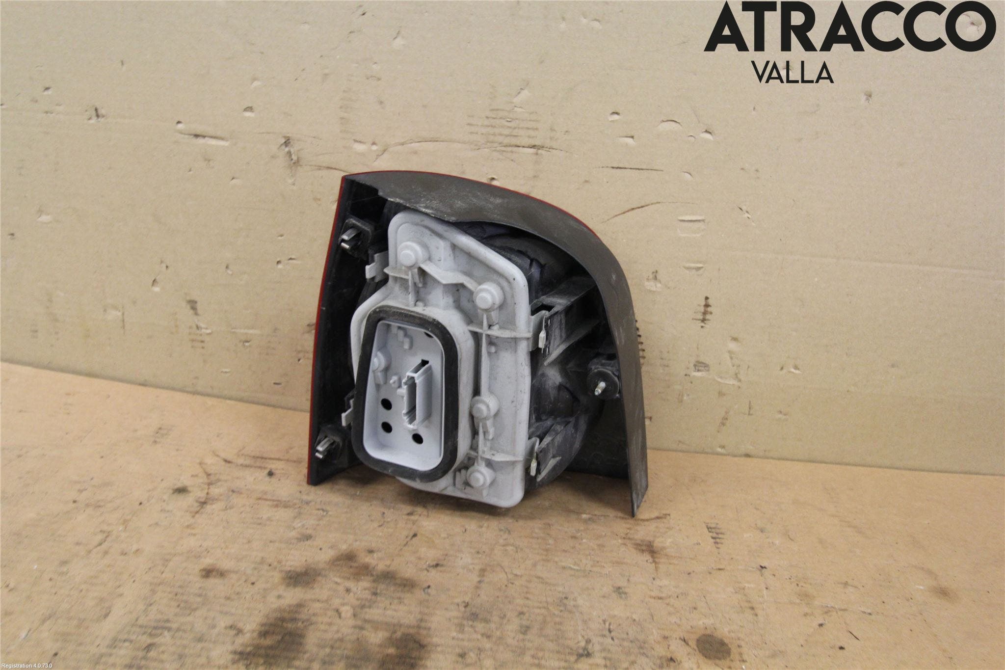 Volkswagen VW POLO 02-05 Bakljus Höger