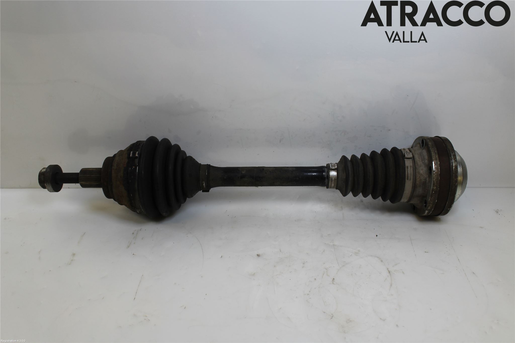 Volkswagen VW TOURAN 03-10 Drivaxel Fram Vänster