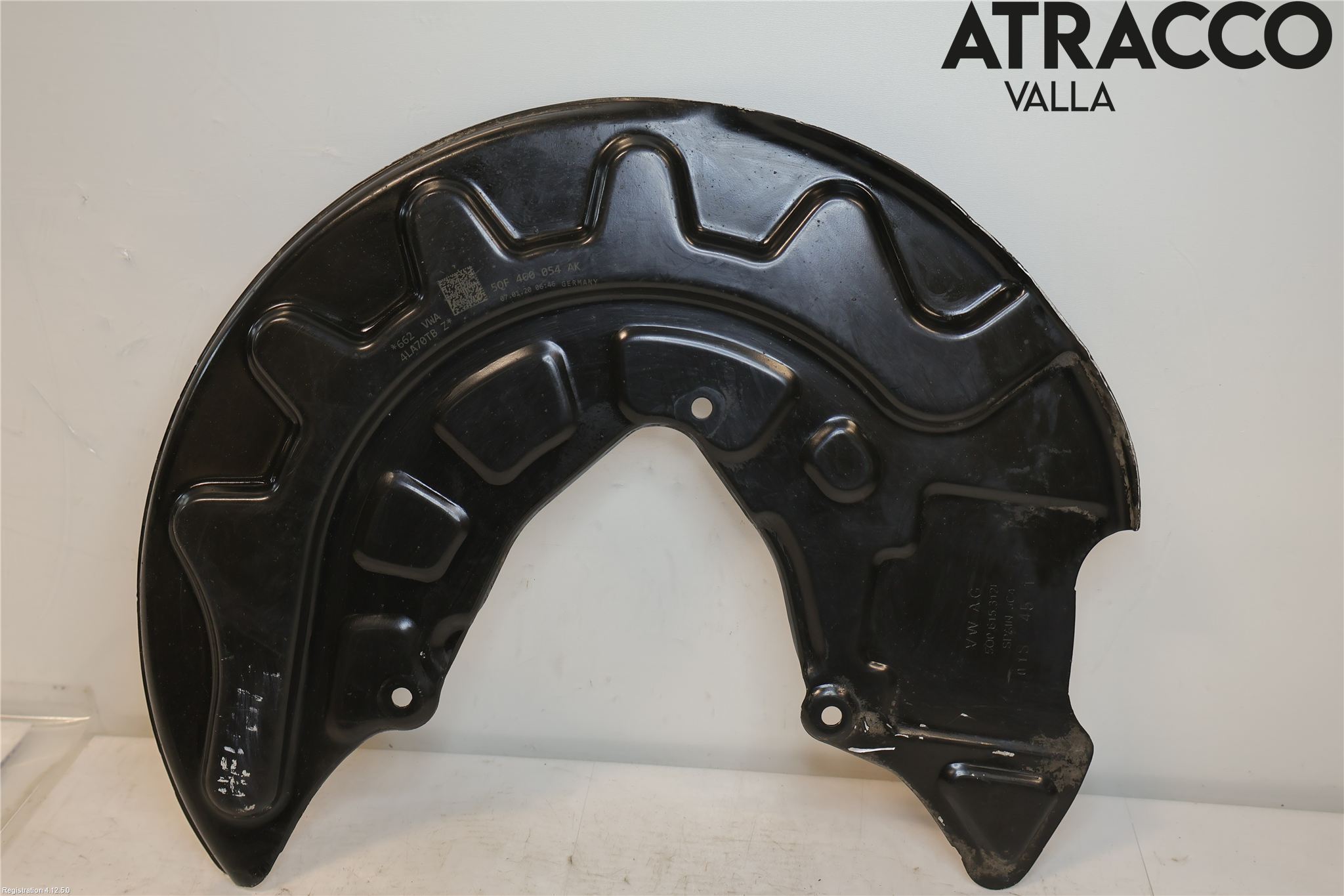 Seat TARRACO 19- Bromssköld Fram