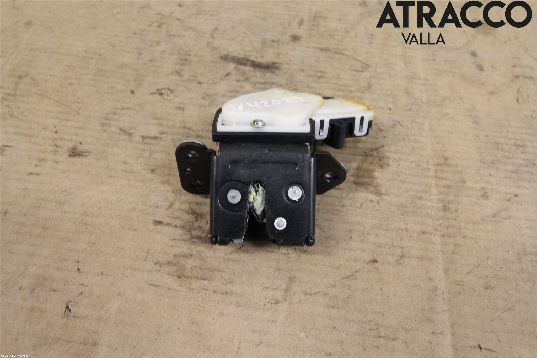 Mazda 3 III 14-19 Låskista Baklucka