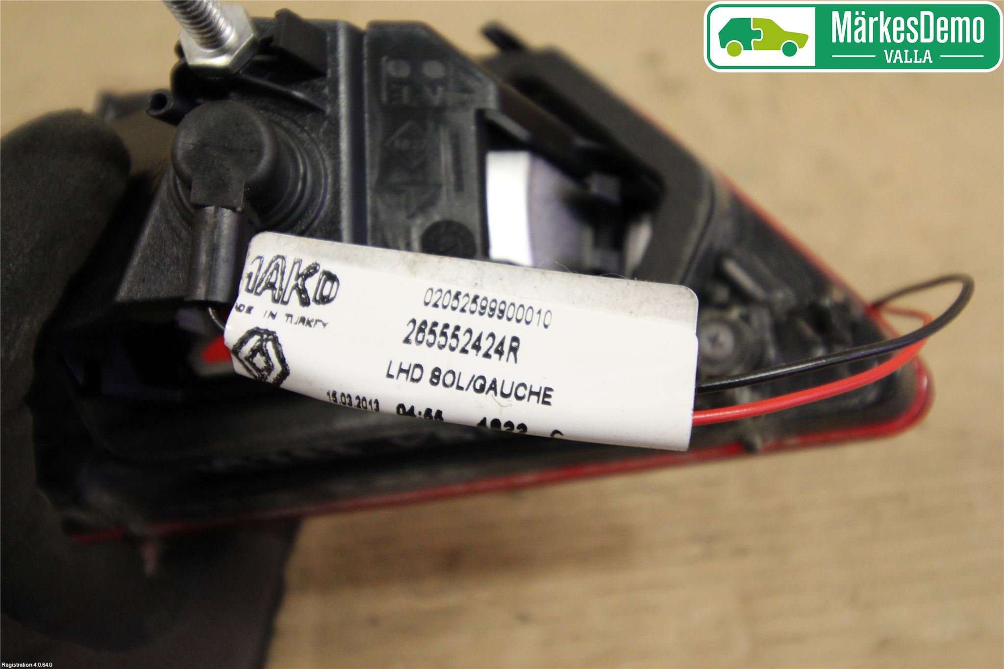 Renault CLIO IV 12-16 Bakljus Lucka Vä