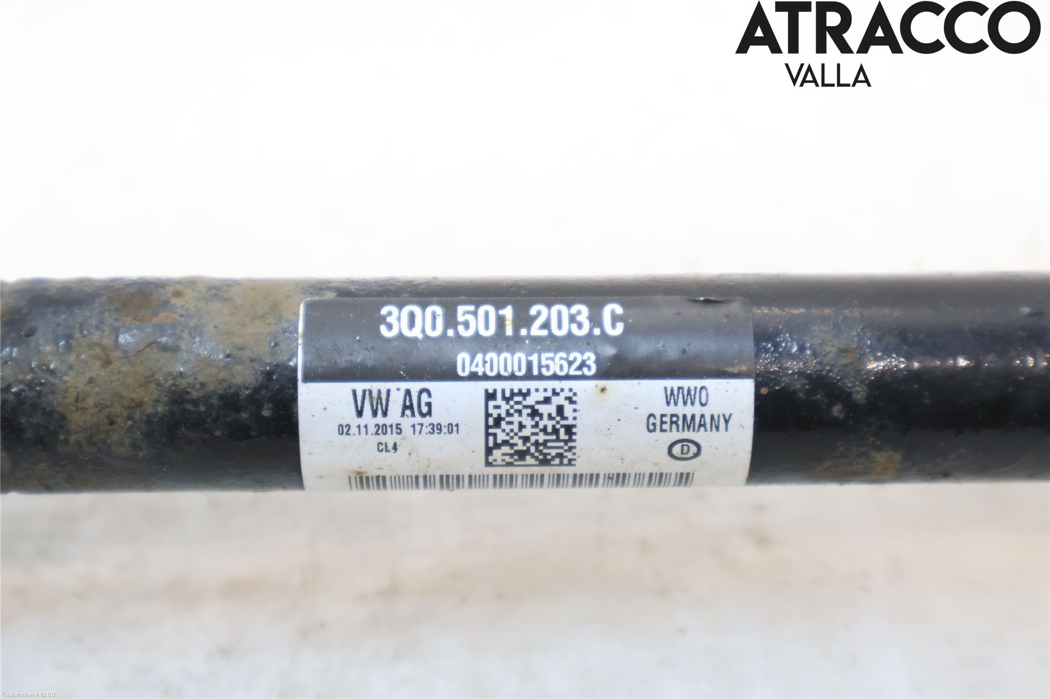 Volkswagen VW PASSAT 15-19 Drivaxel Bak Vänster