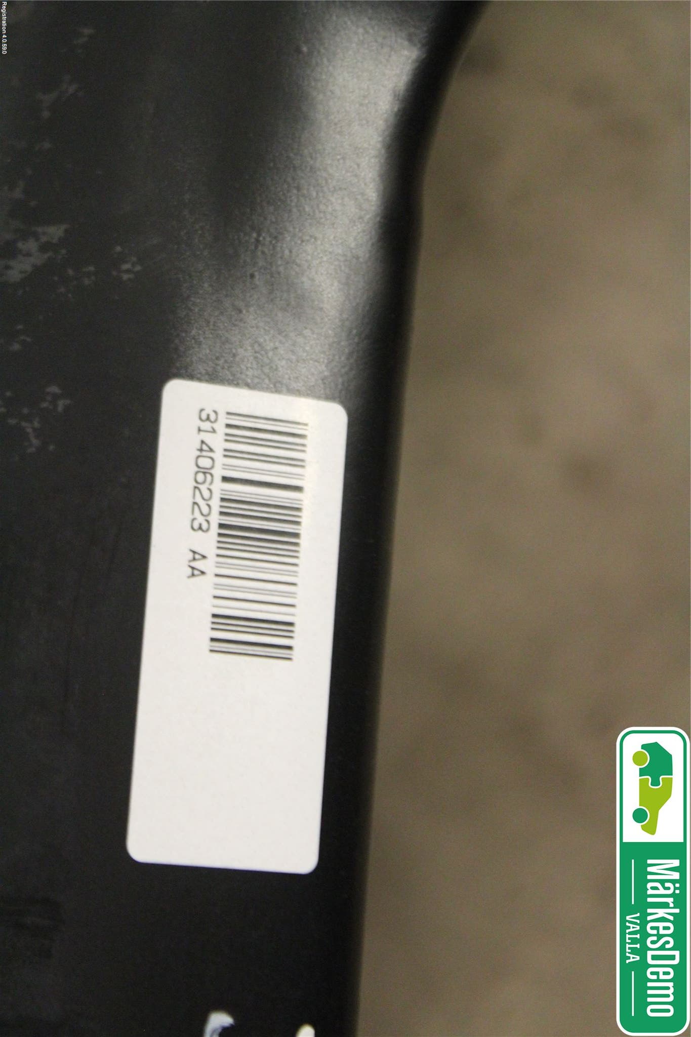 Volvo V40 12-19 Bakaxelbalk