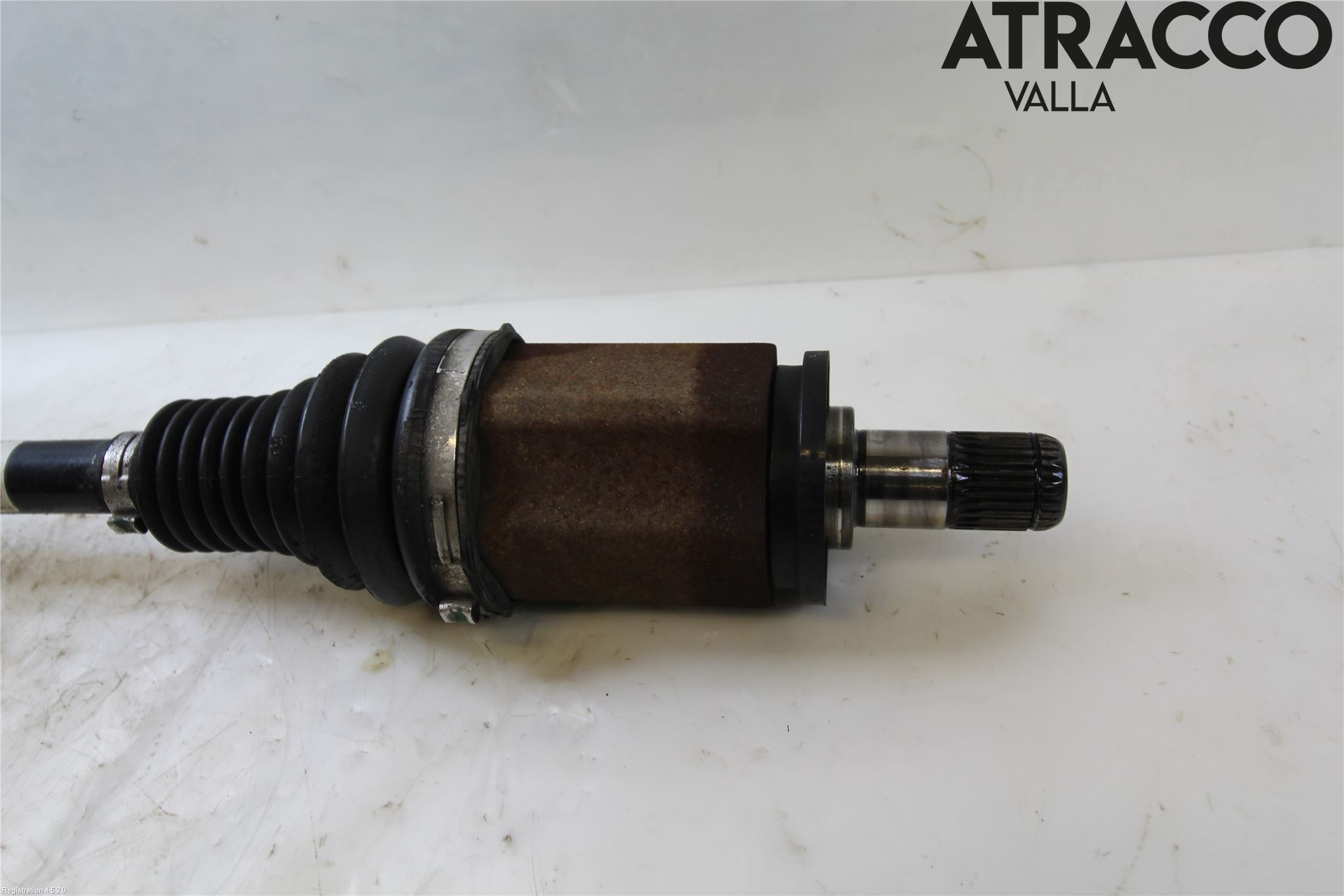 BMW 4 F32/F33/F82/F83 13-20 Drivaxel Fram Vänster