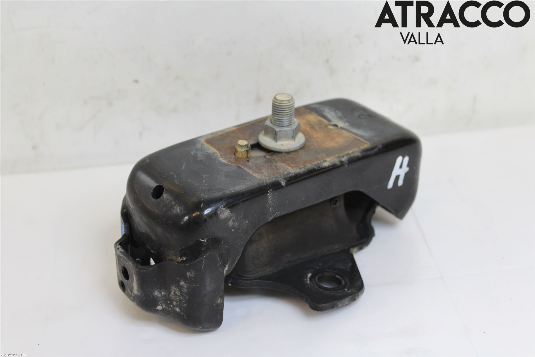 Toyota HILUX 16- Motorfäste