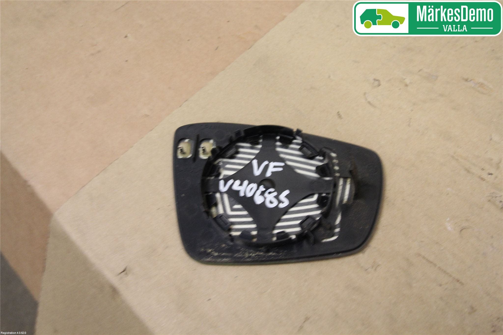 Volkswagen VW POLO 10-17 Spegelglas Vä