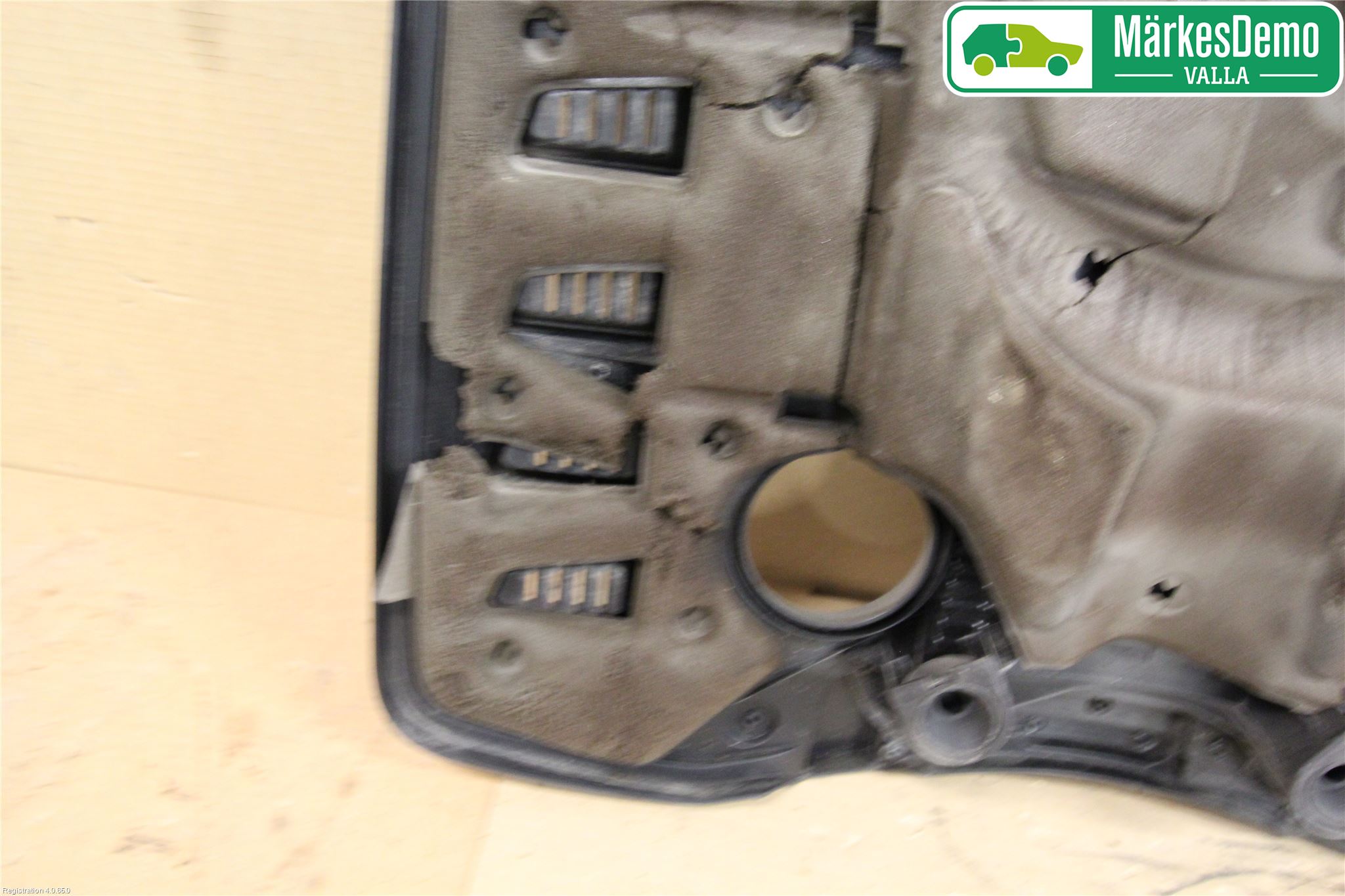 Audi Q7/SQ7 Motorkåpa