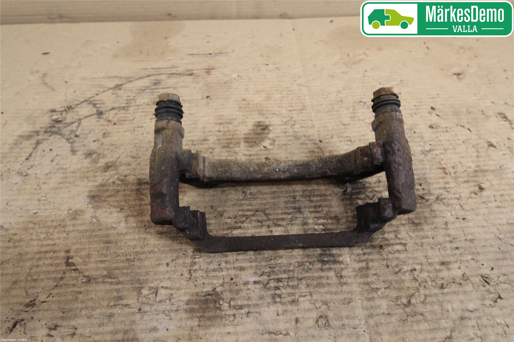 Skoda SUPERB 09-15 Bromsokshållare