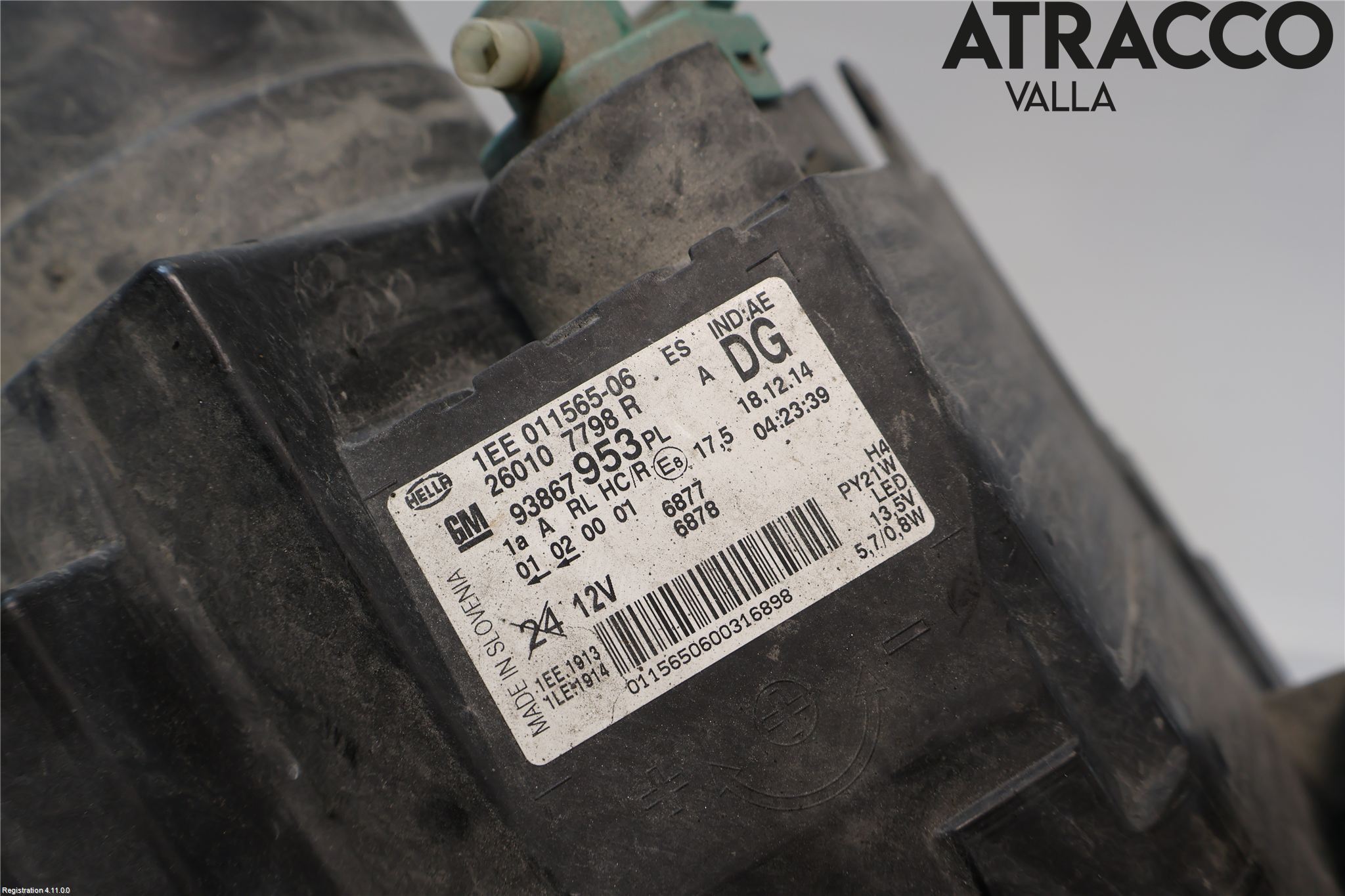 Opel VIVARO 15-19 Strålkastare Höger