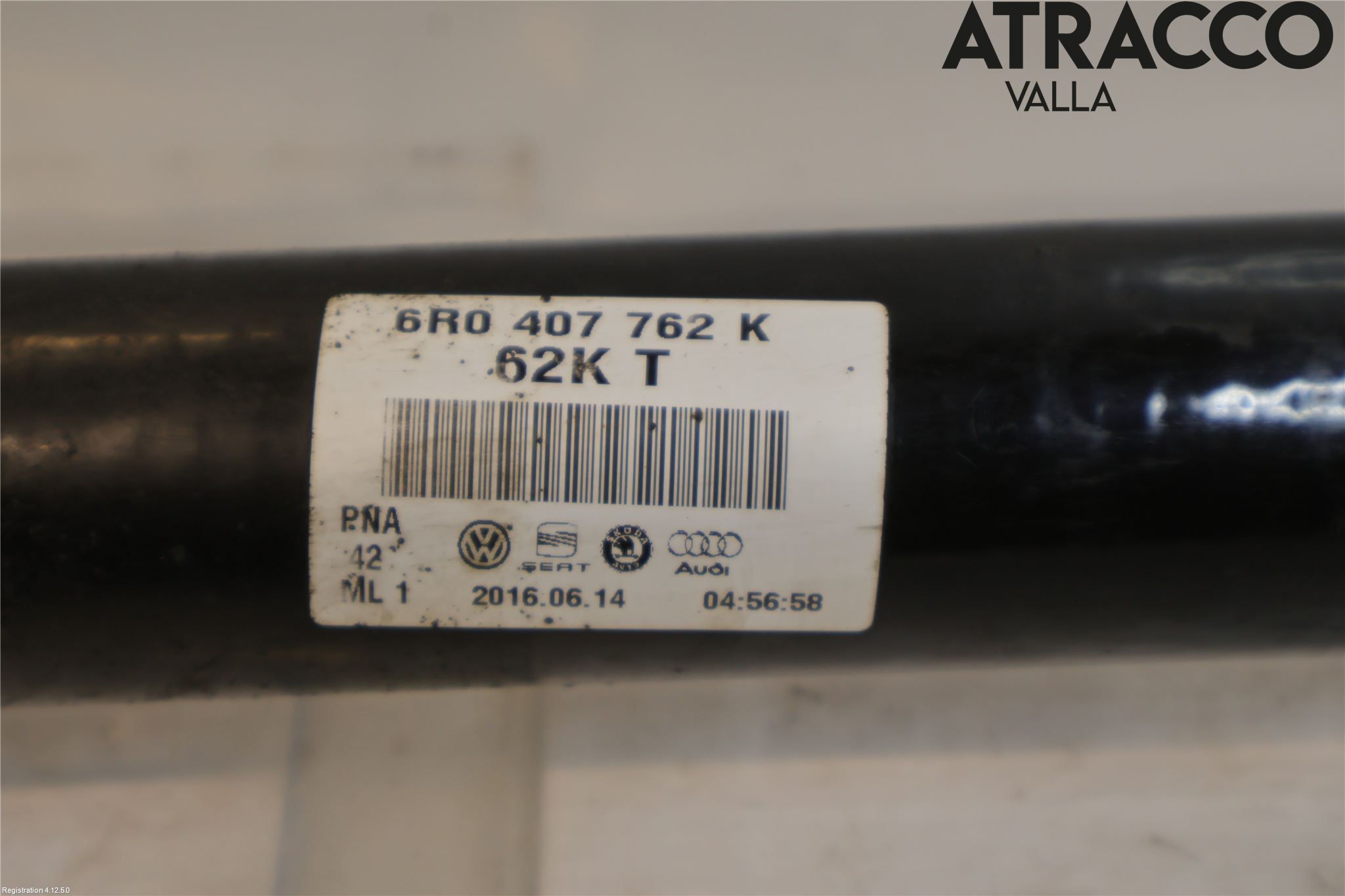 Volkswagen VW POLO 10-17 Drivaxel Fram Höger