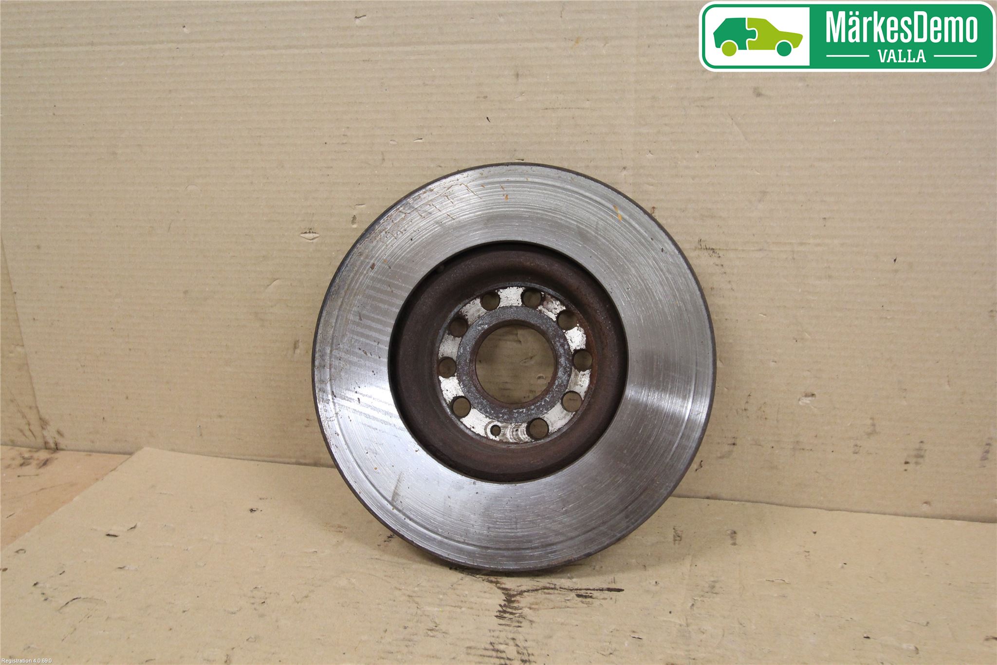 Volkswagen VW PASSAT 05-11 Bromsskiva Fram