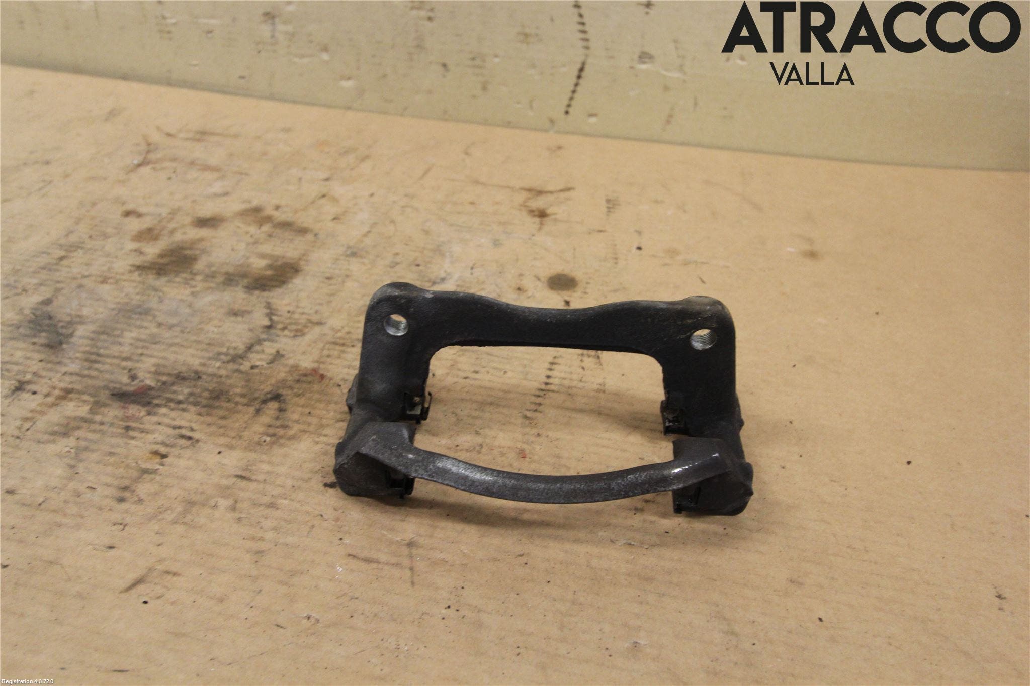 Toyota AURIS 13-19 Bromsokshållare