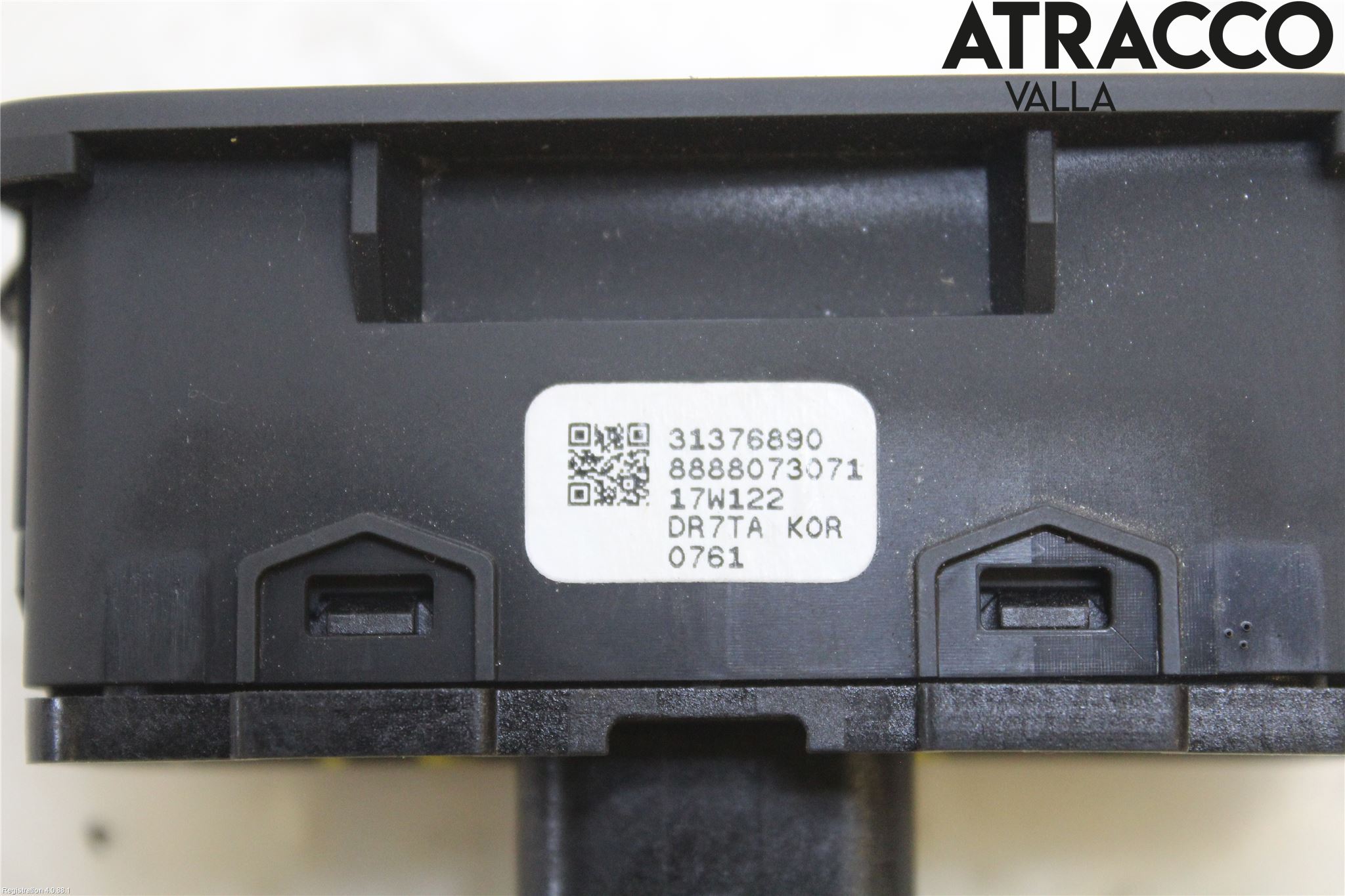 Volvo V90 17->> Strömställare Baklucka