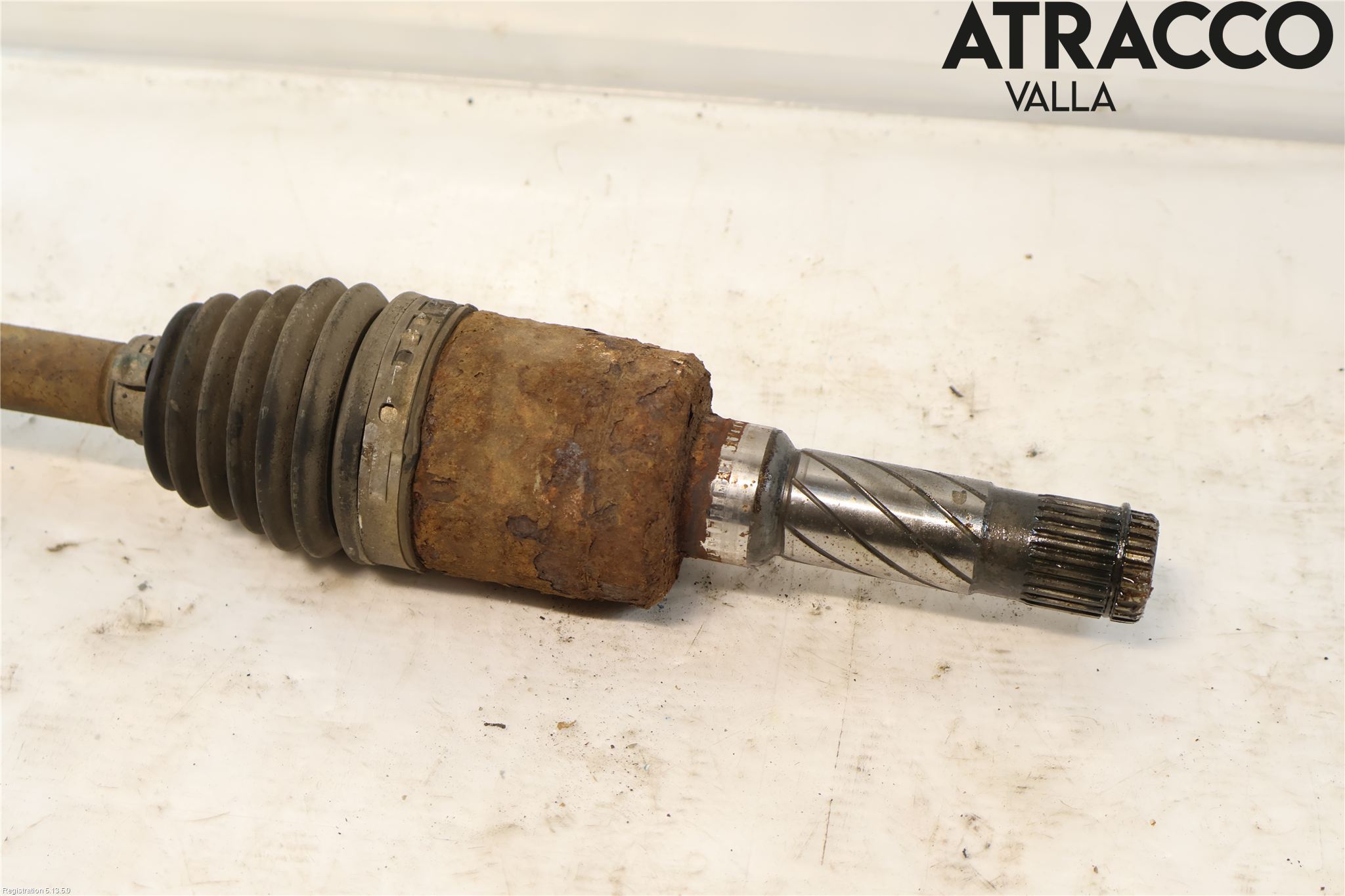 Ford KUGA 13-16 Drivaxel Bak Vänster