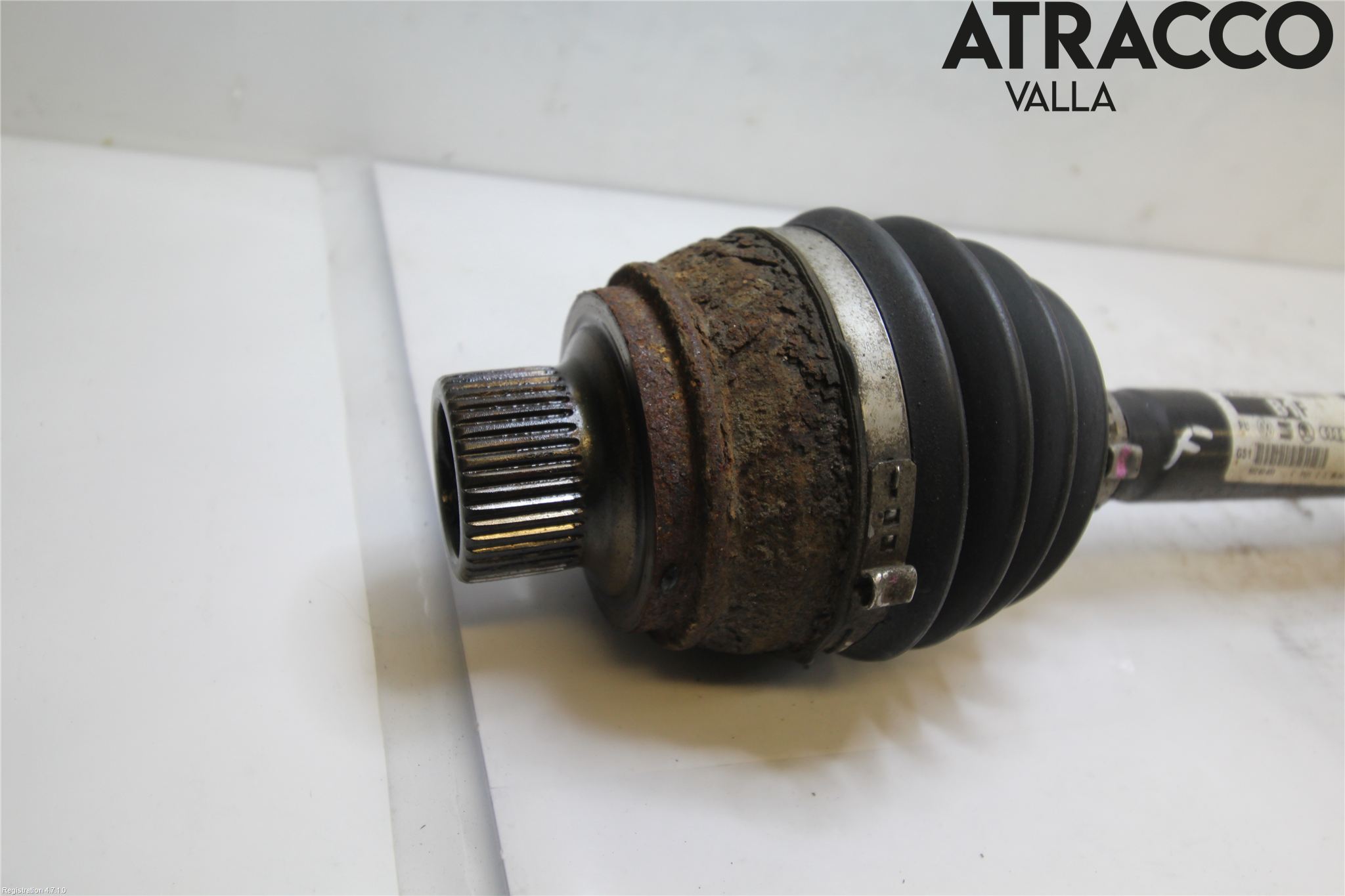 Audi Q5 09-16 Drivaxel Fram Vänster
