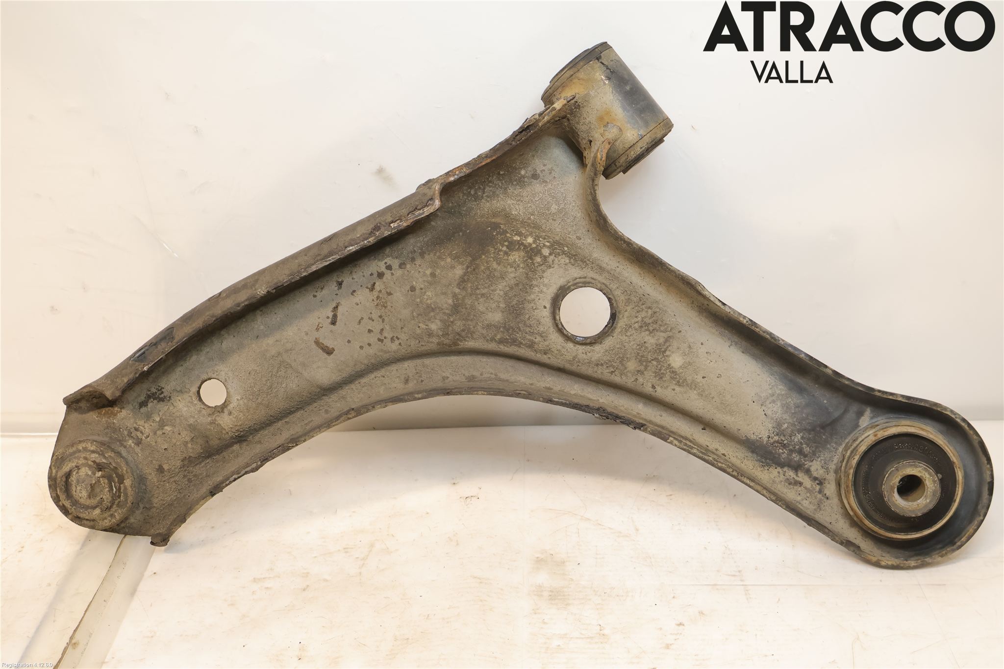 Suzuki VITARA 15- Bärarm Fram Undre Hö
