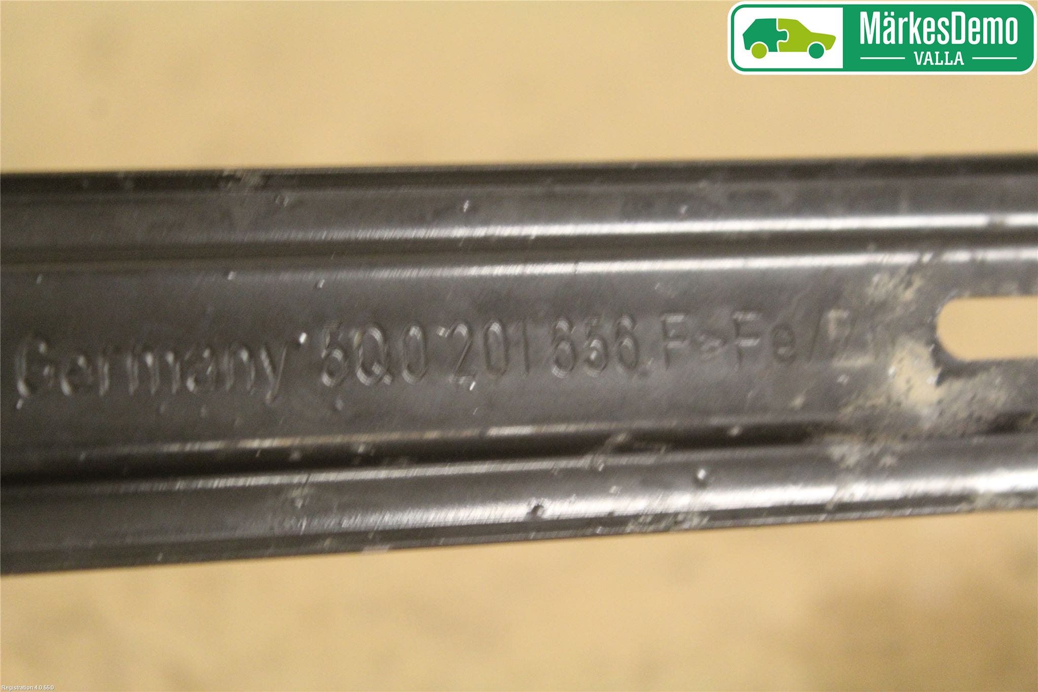 Skoda OCTAVIA (5E) 13-20 Bränsletanksband